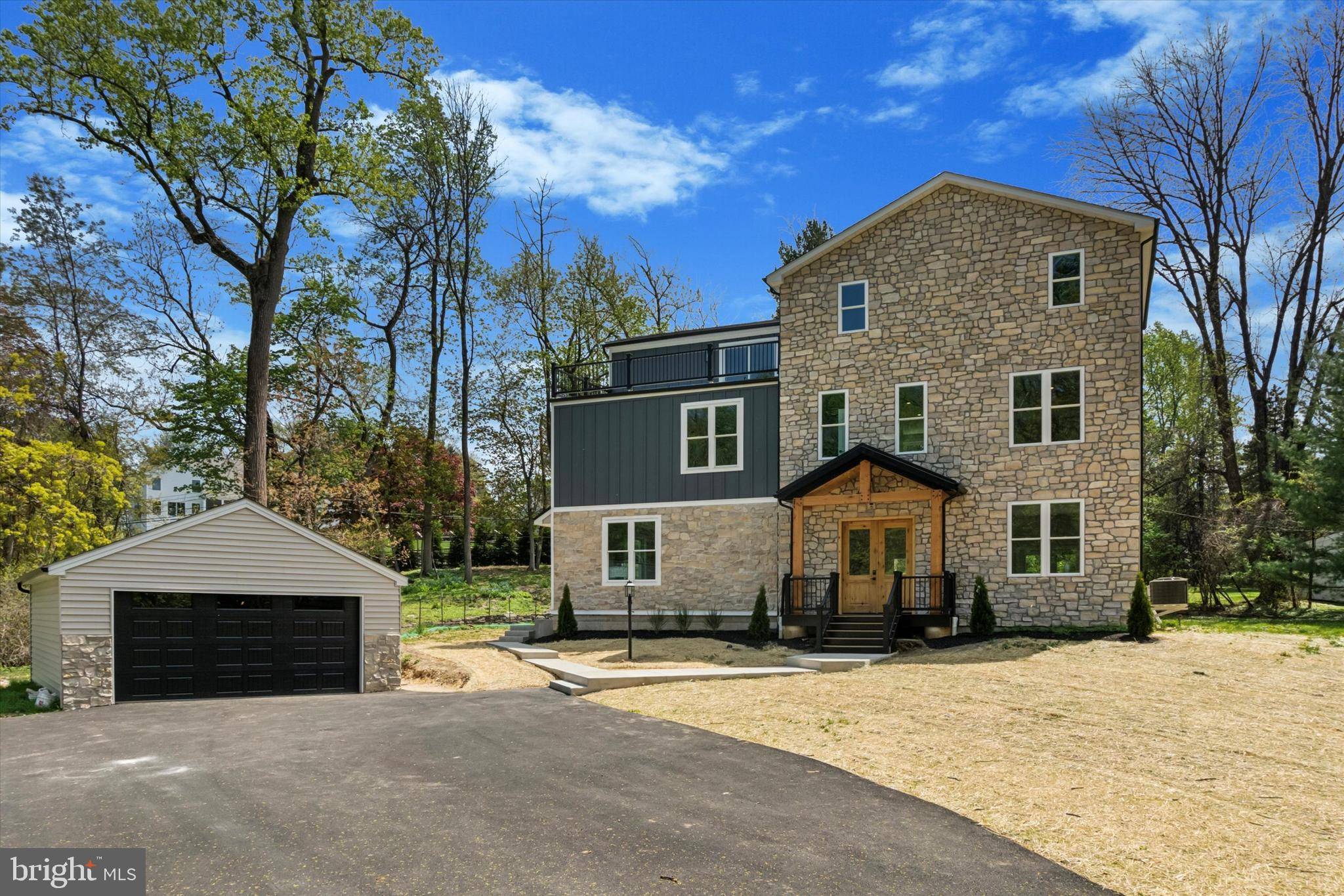 Villanova, PA 19085,1901 W MONTGOMERY AVE