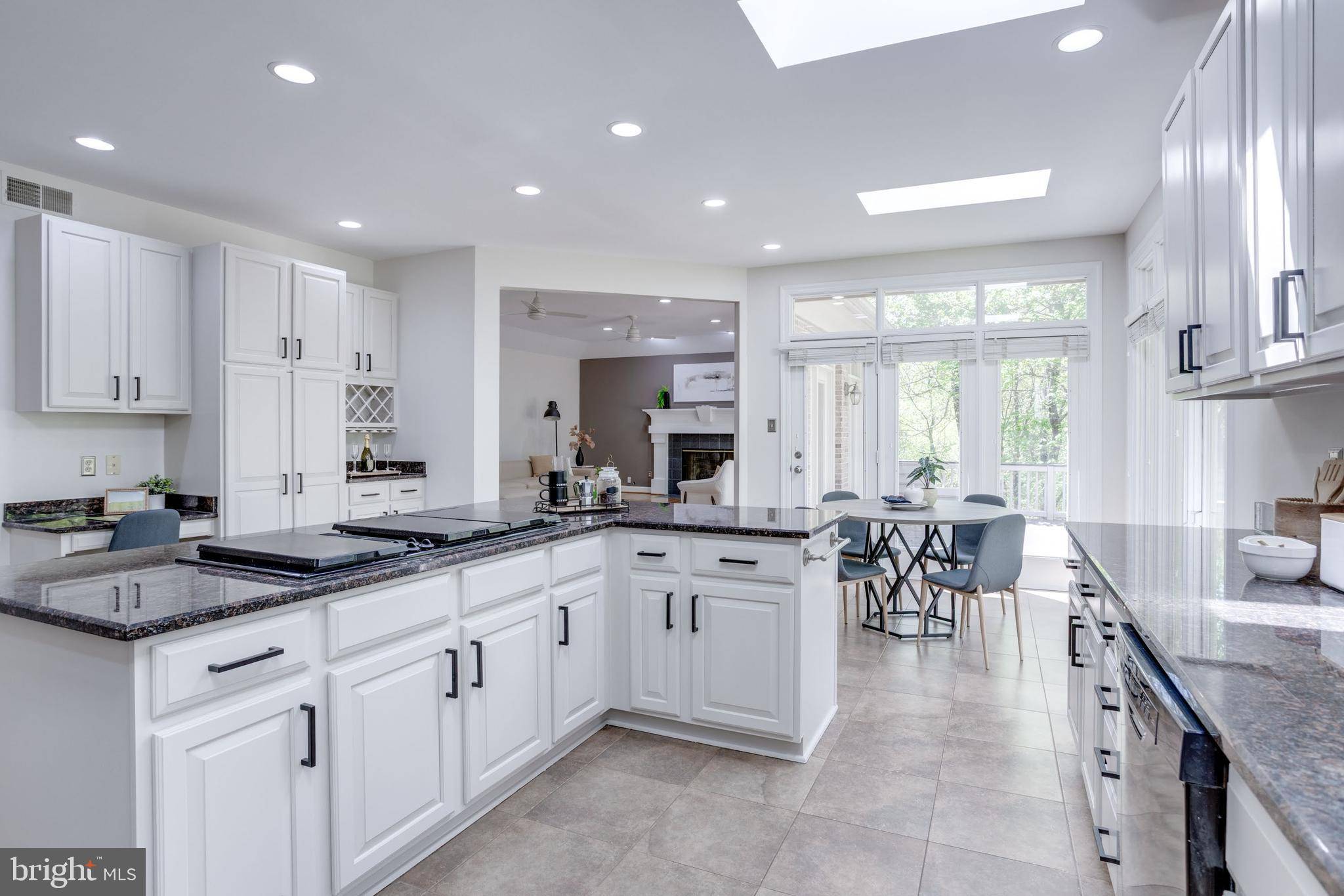 Reston, VA 20194,12016 CREEKBEND DR