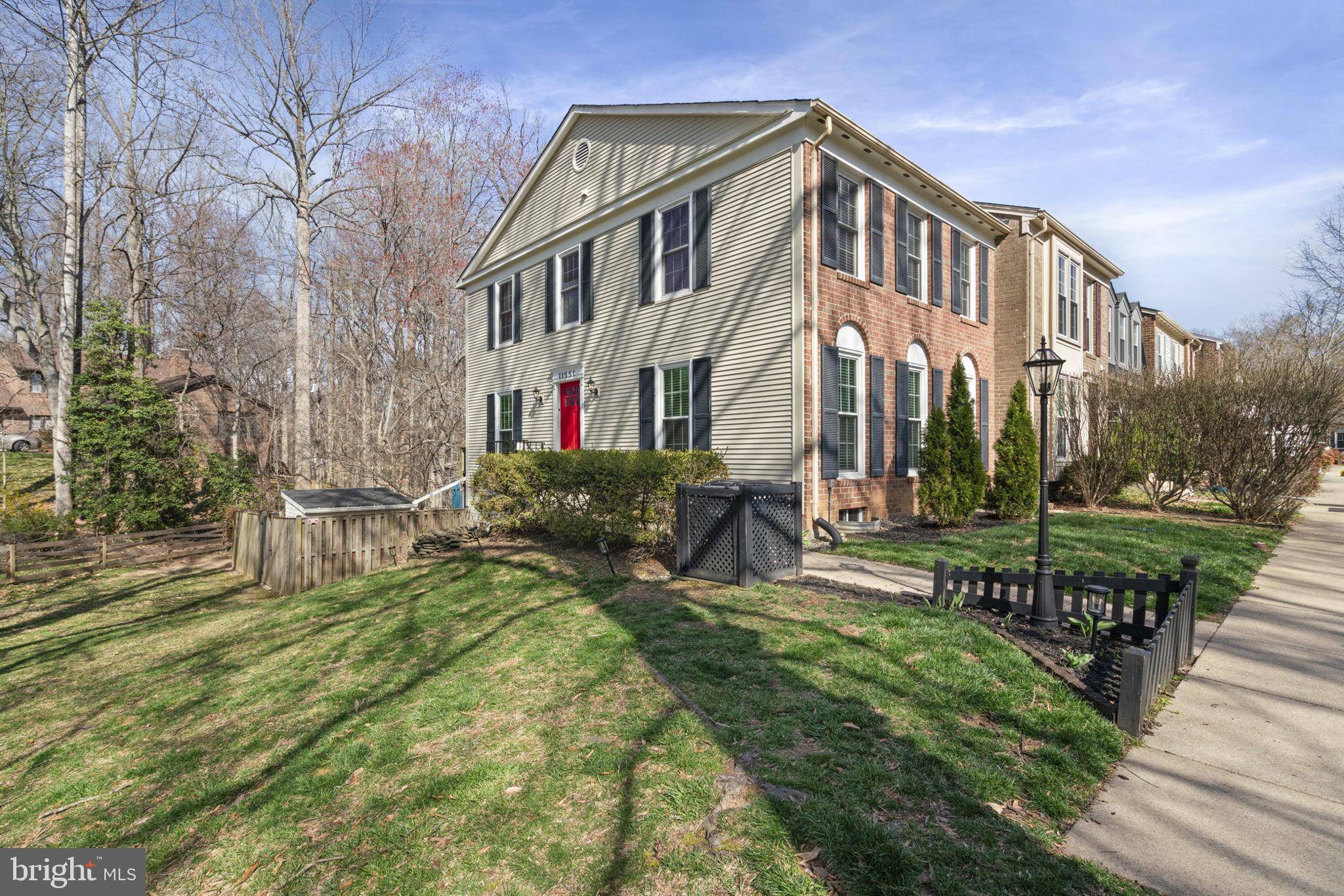 Woodbridge, VA 22192,11551 OVERLEIGH DR