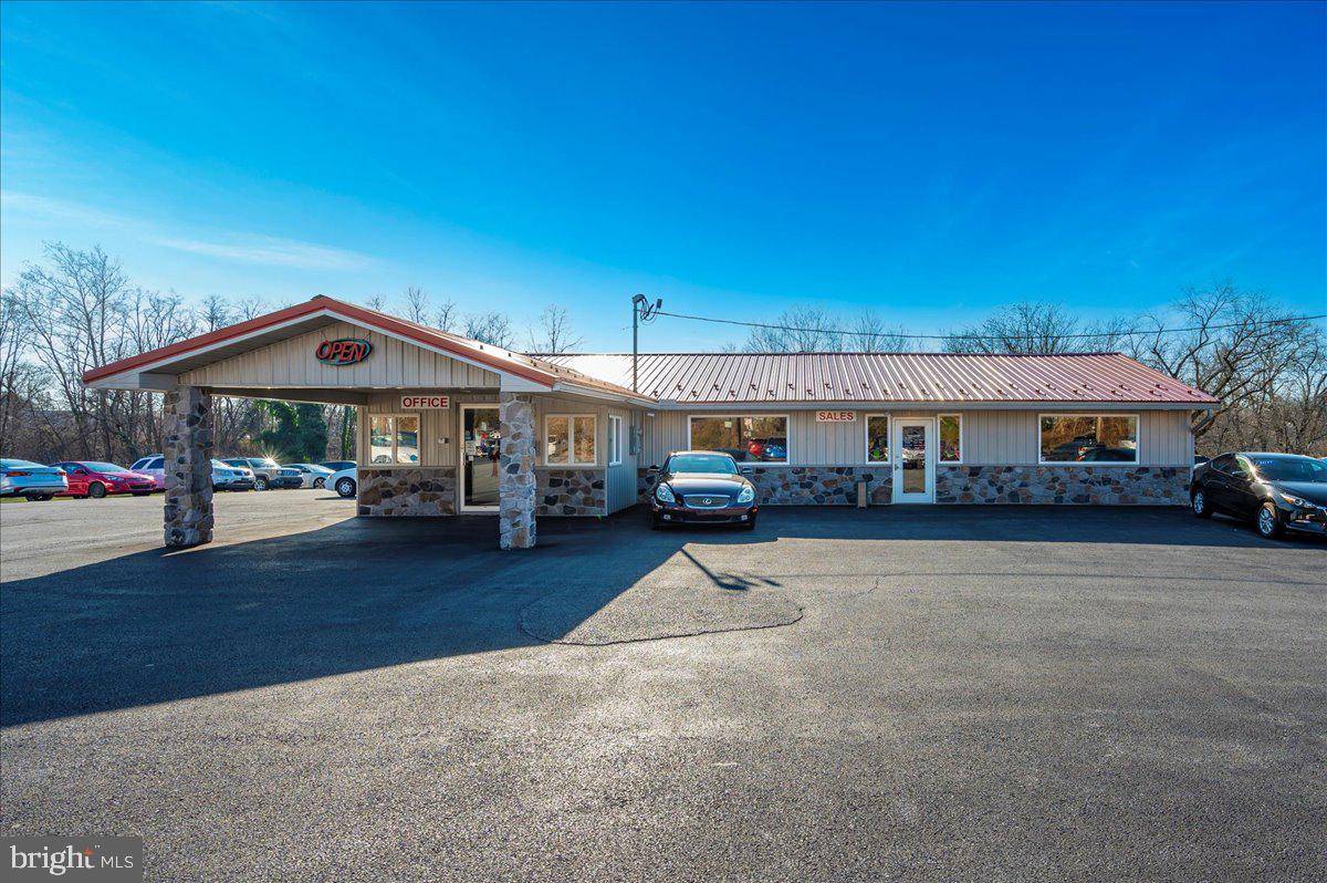 Chambersburg, PA 17201,422 LOUDON ST