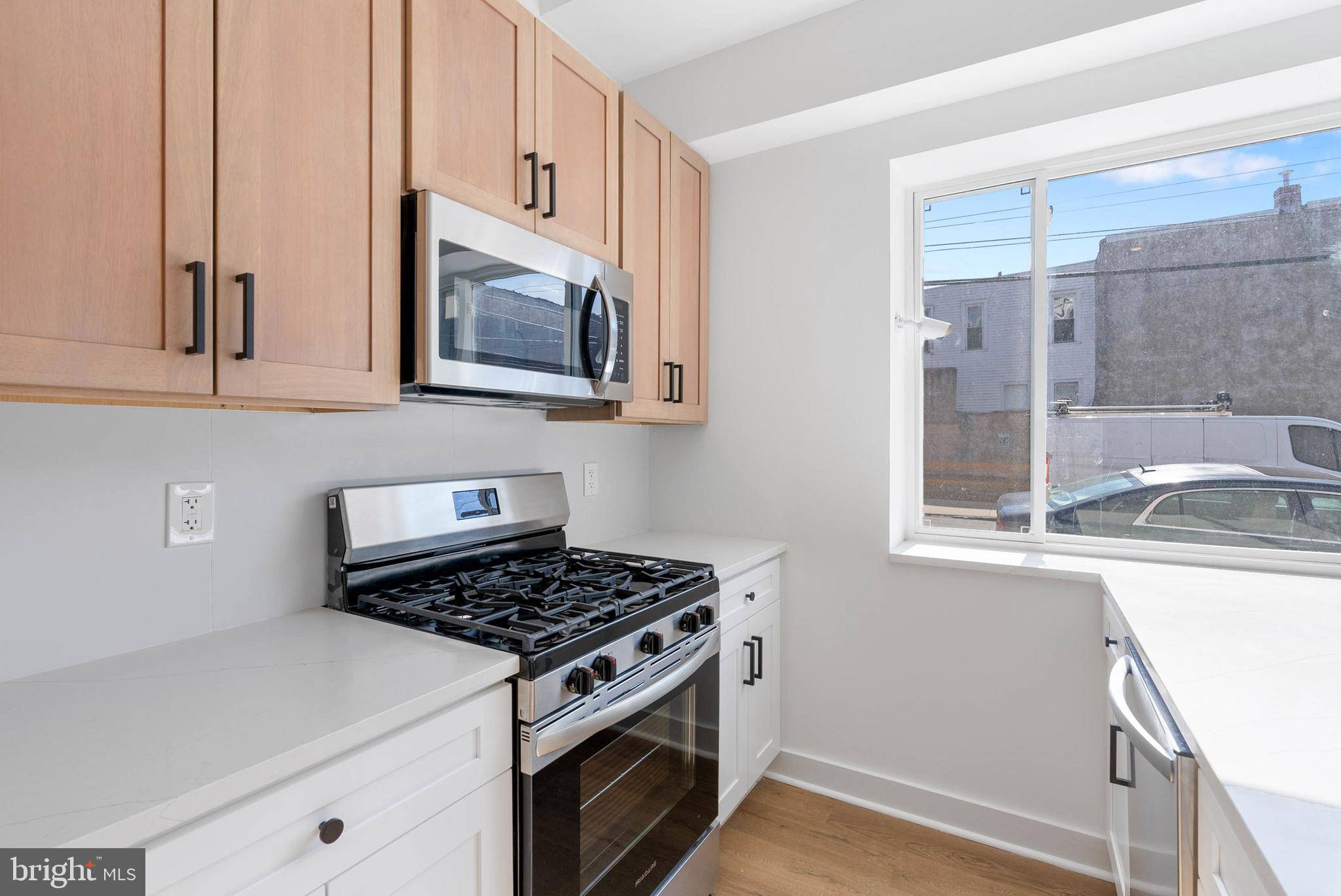 Philadelphia, PA 19145,1741 S 23RD ST