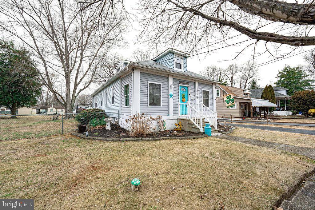 Clementon, NJ 08021,26 ELM AVE