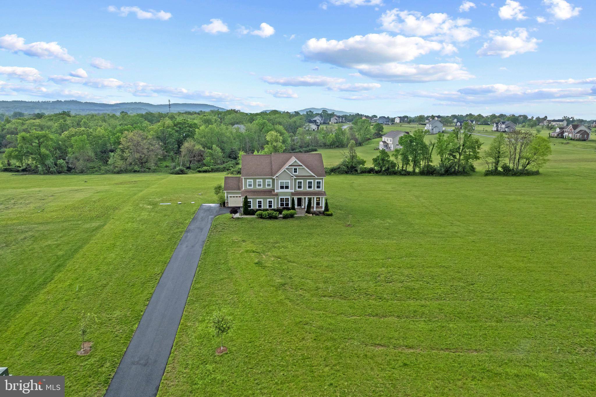 Leesburg, VA 20176,14879 FALCONAIRE PL