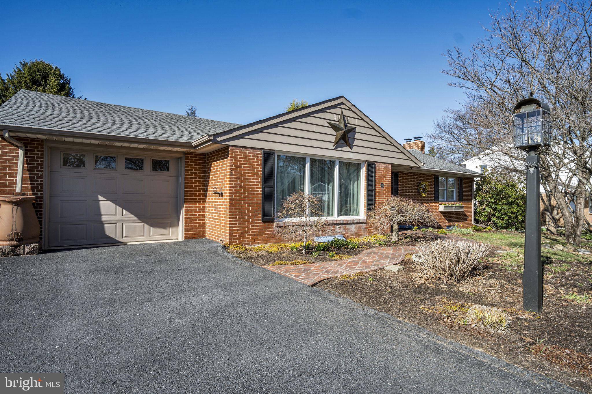 Mechanicsburg, PA 17055,12 MIMOSA DR