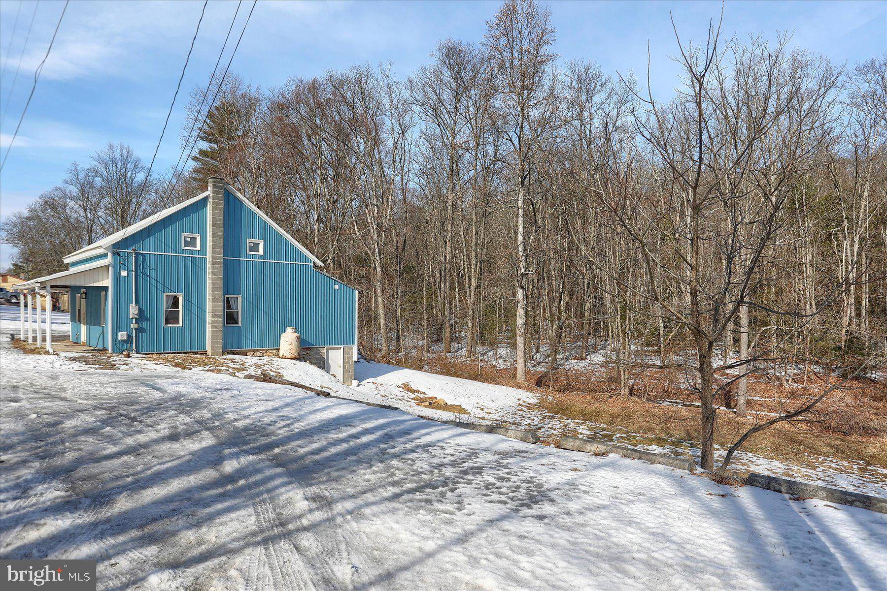 Mc Alisterville, PA 17049,6407 MOUNTAIN RD