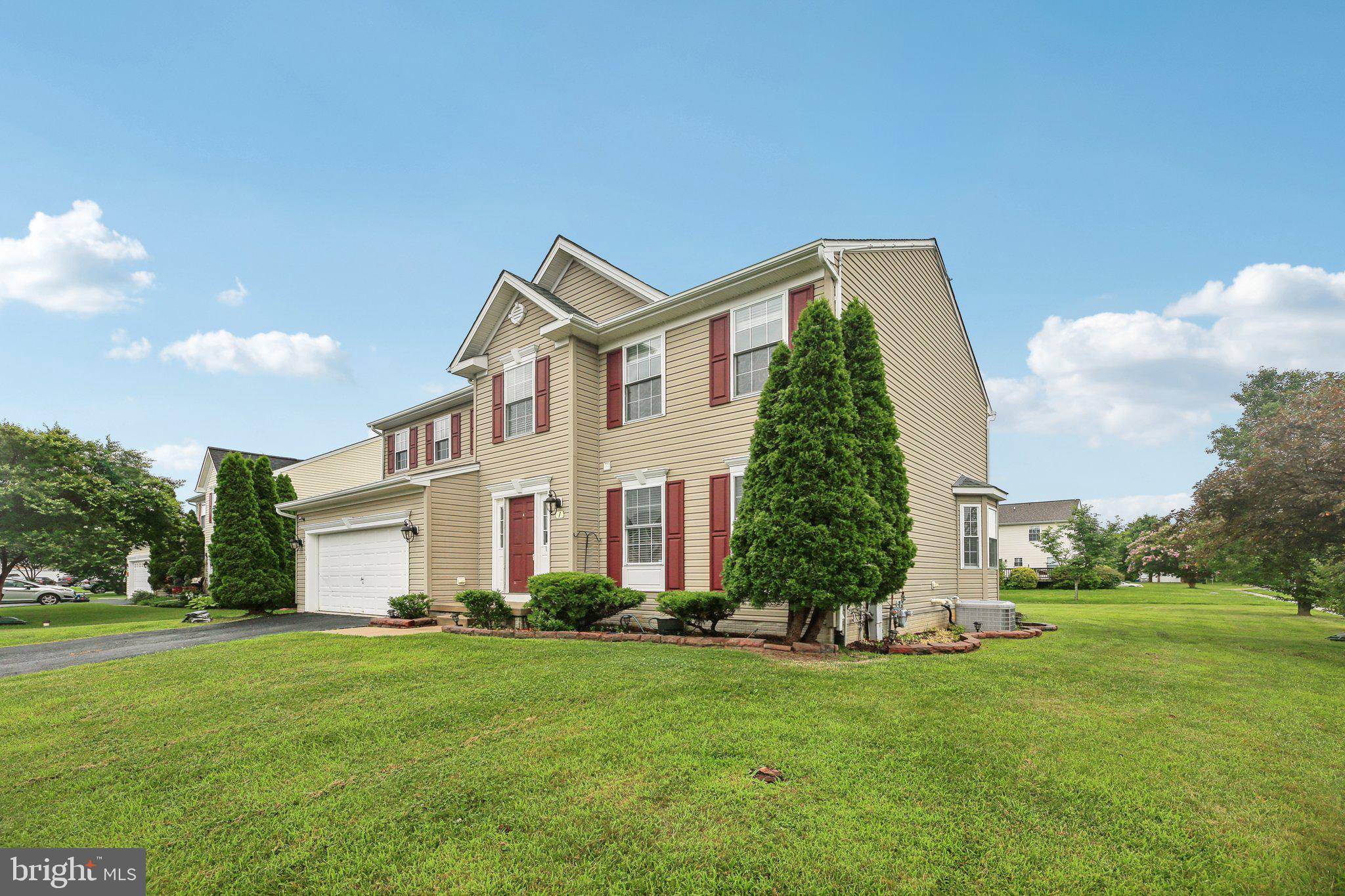 Essex, MD 21221,1 QUIET COVE CT