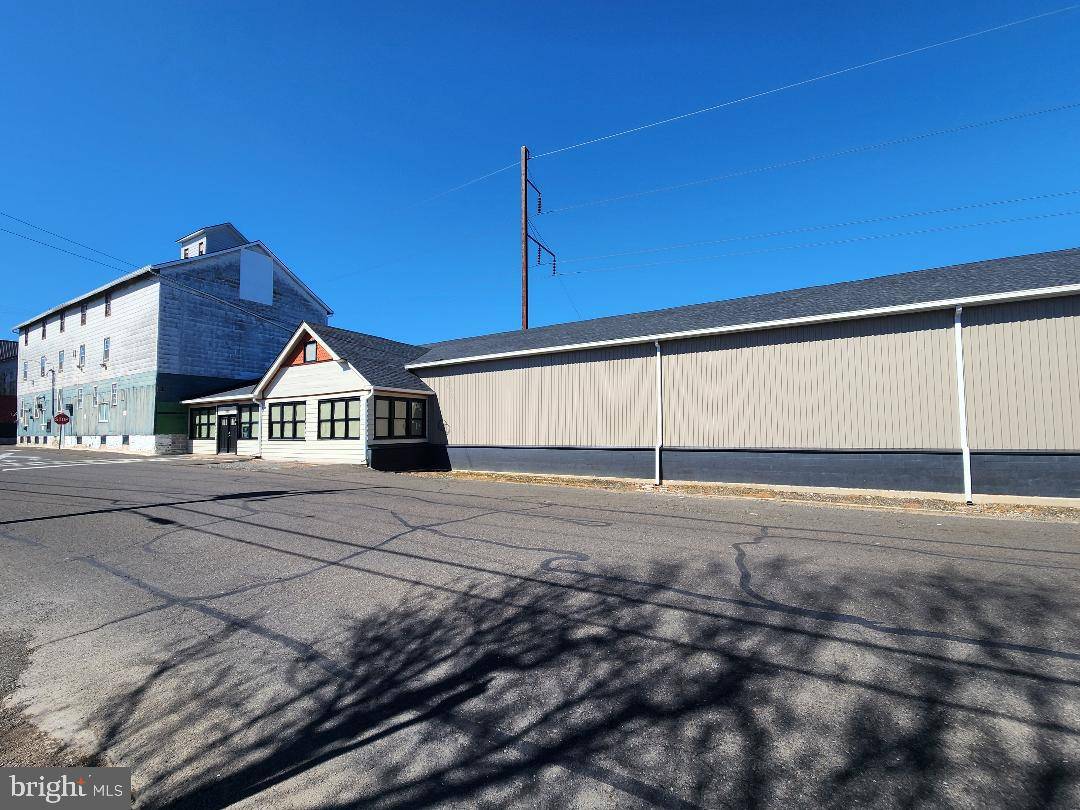 Ivyland, PA 18974,1060 GREELEY AVE.