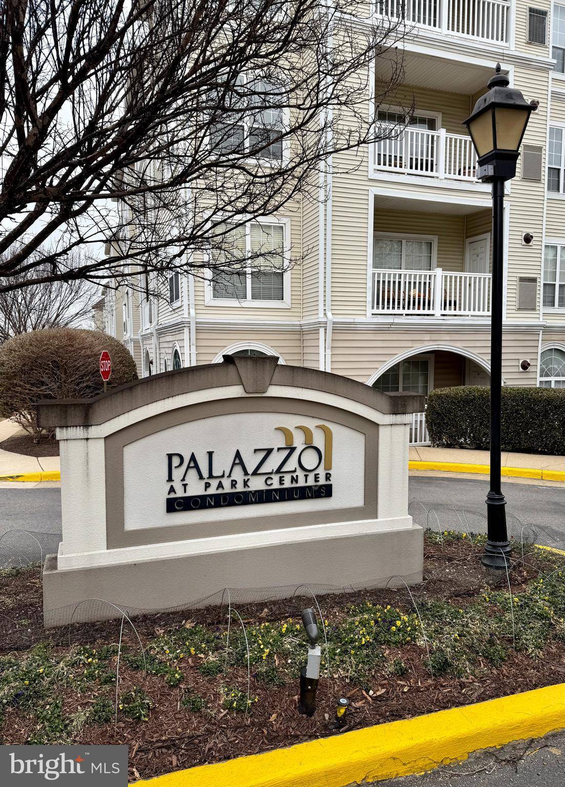 Alexandria, VA 22311,4560 STRUTFIELD LN #1209