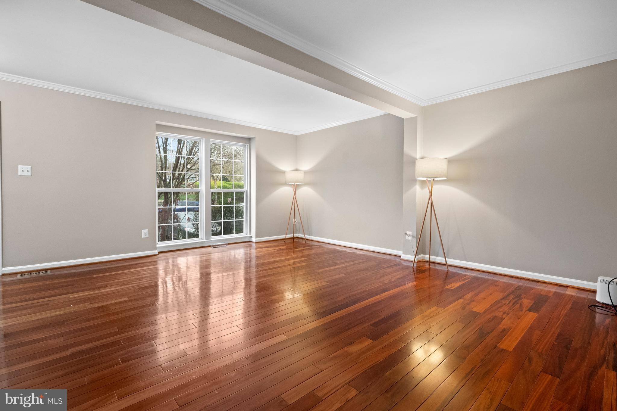 Chantilly, VA 20152,25423 MORSE DR