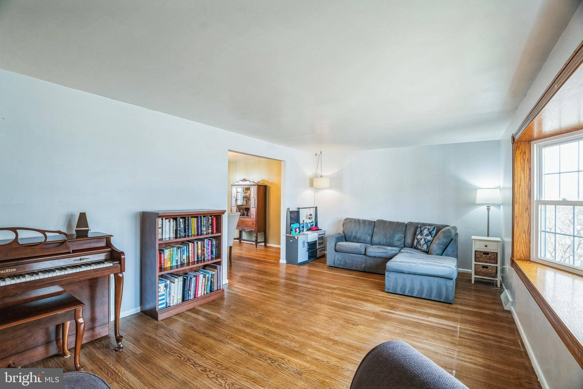 Cinnaminson, NJ 08077,10 SEQUOIA DR