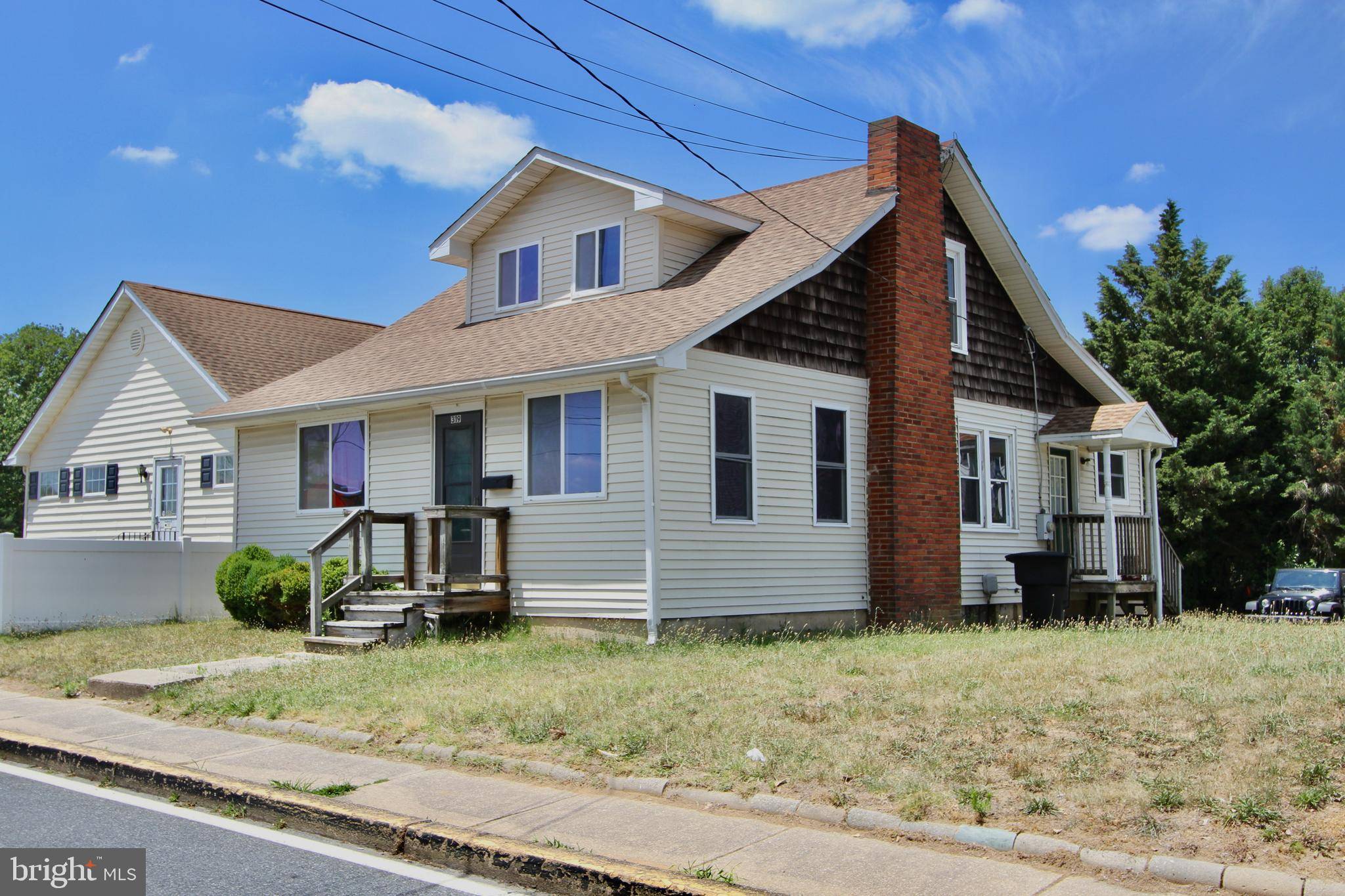 Dover, DE 19904,319 W WATER ST