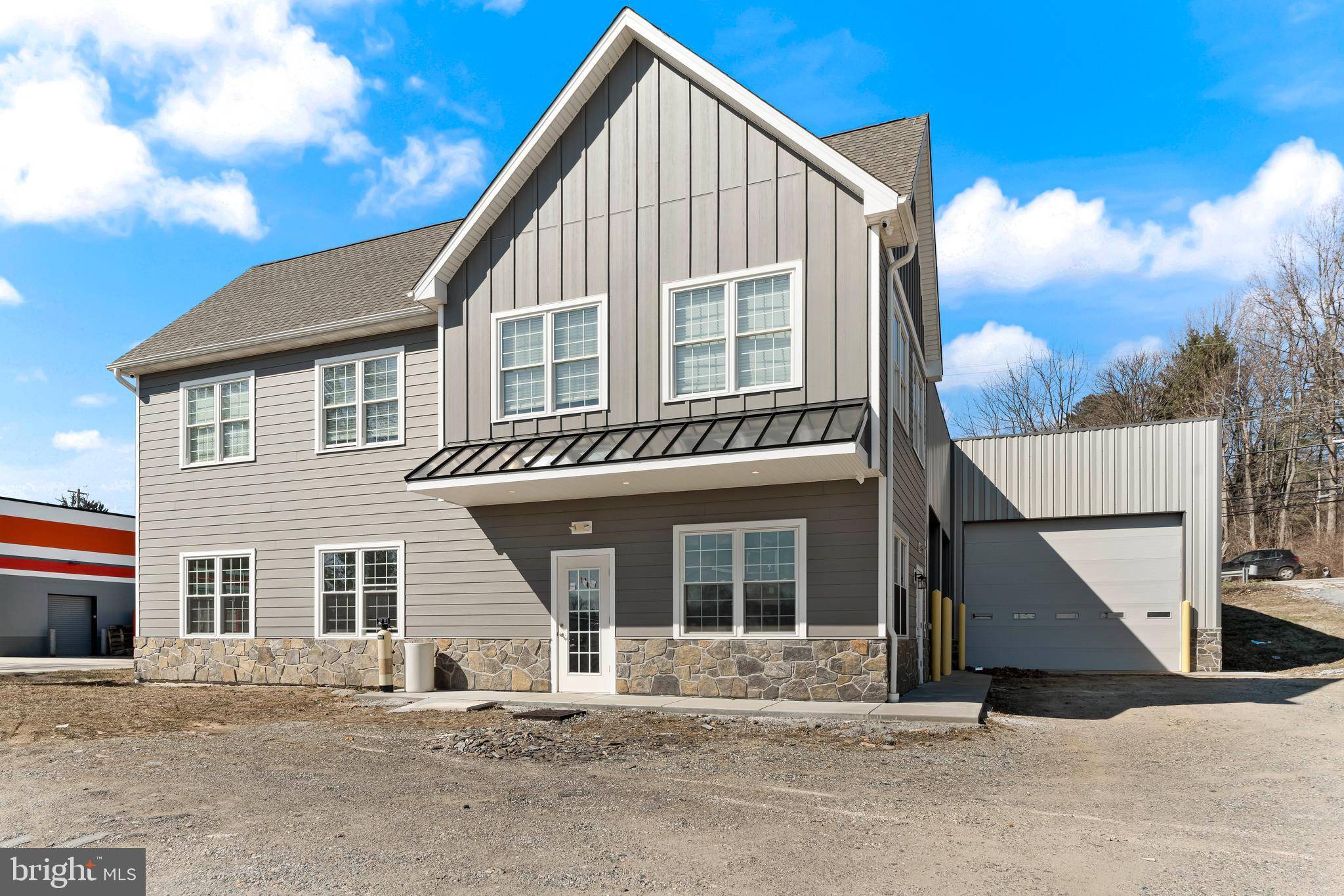 Kennett Square, PA 19348,935 W CYPRESS ST
