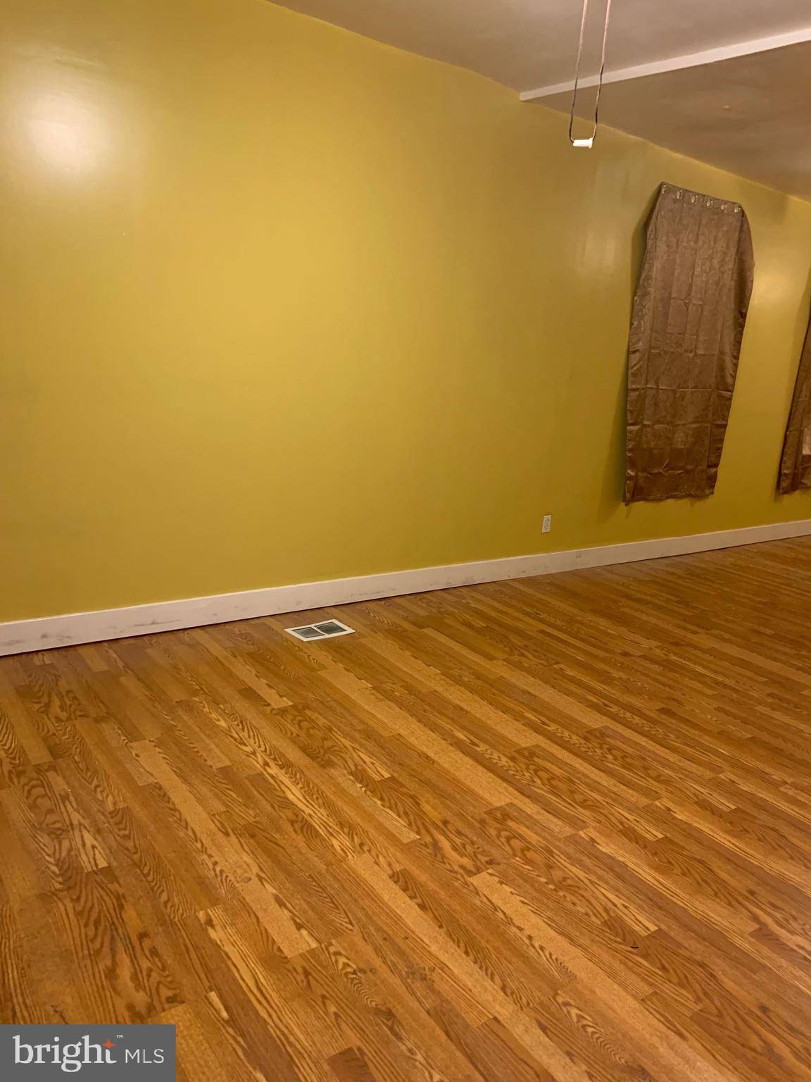 Chester, PA 19013,321 HIGHLAND AVE