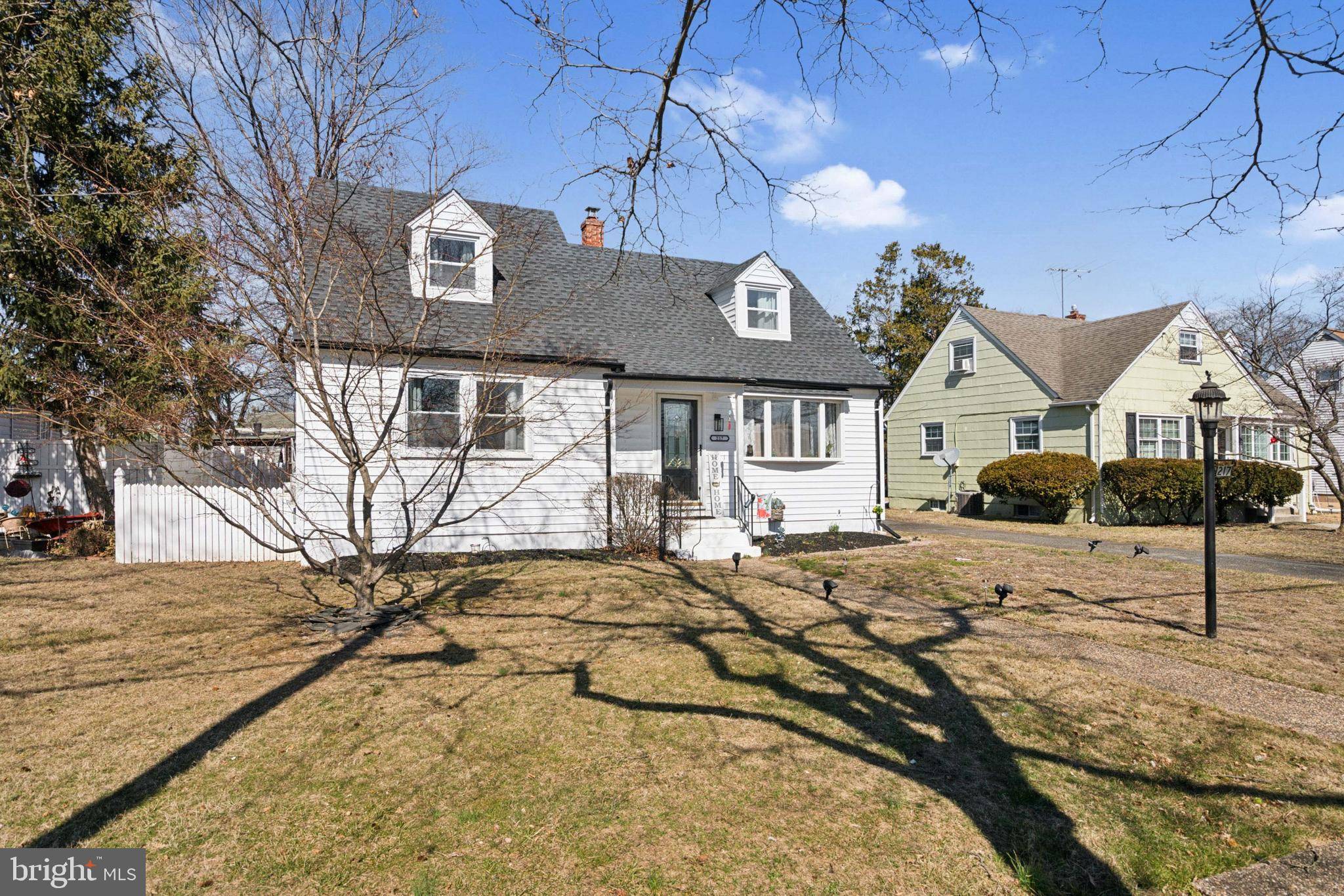 Palmyra, NJ 08065,217 W FRONT ST