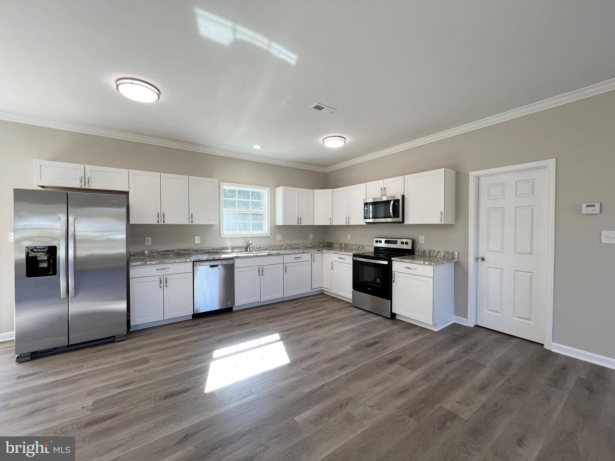 Tappahannock, VA 22560,1266 POINT CT