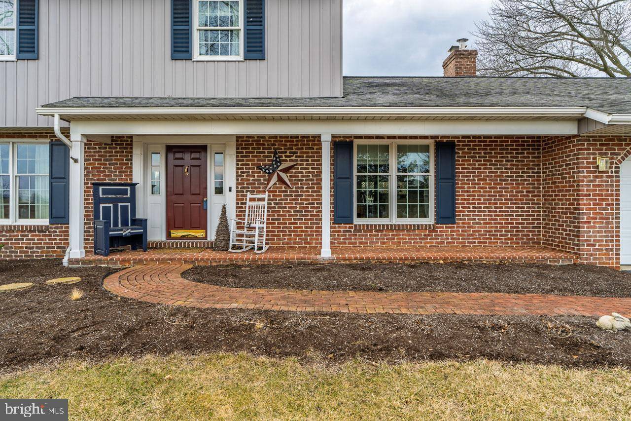 Gordonville, PA 17529,18 S WESTVIEW DR