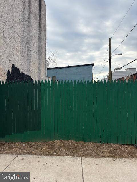Philadelphia, PA 19146,916 S 15TH ST
