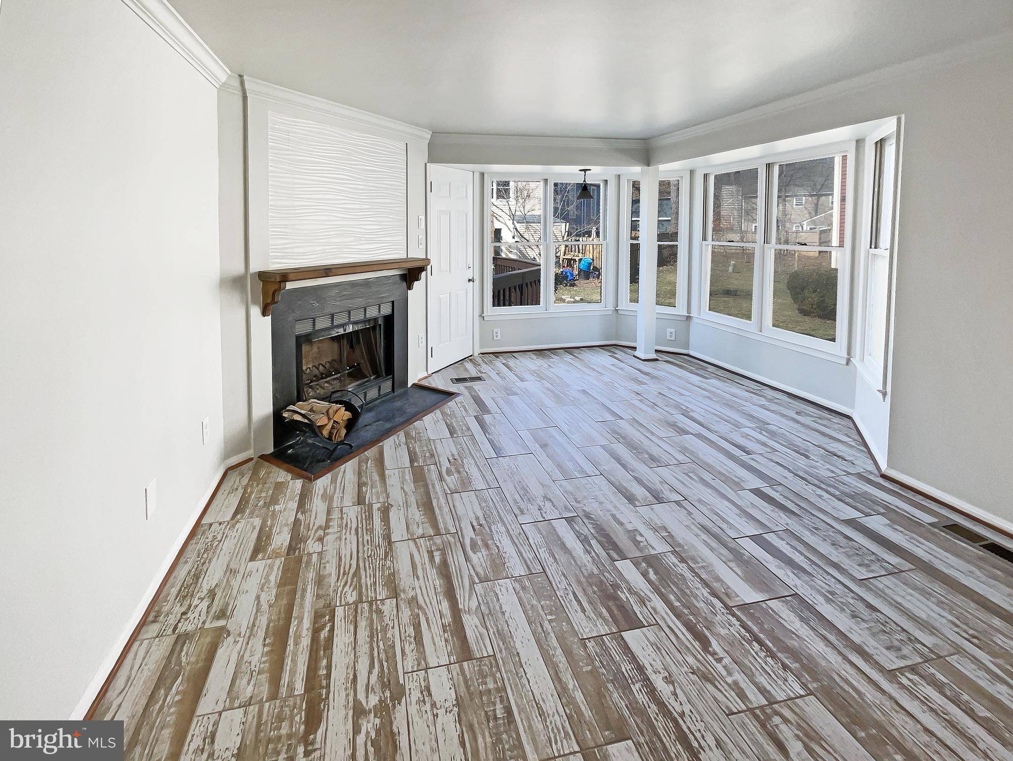 Reston, VA 20191,11184 SILENTWOOD LN
