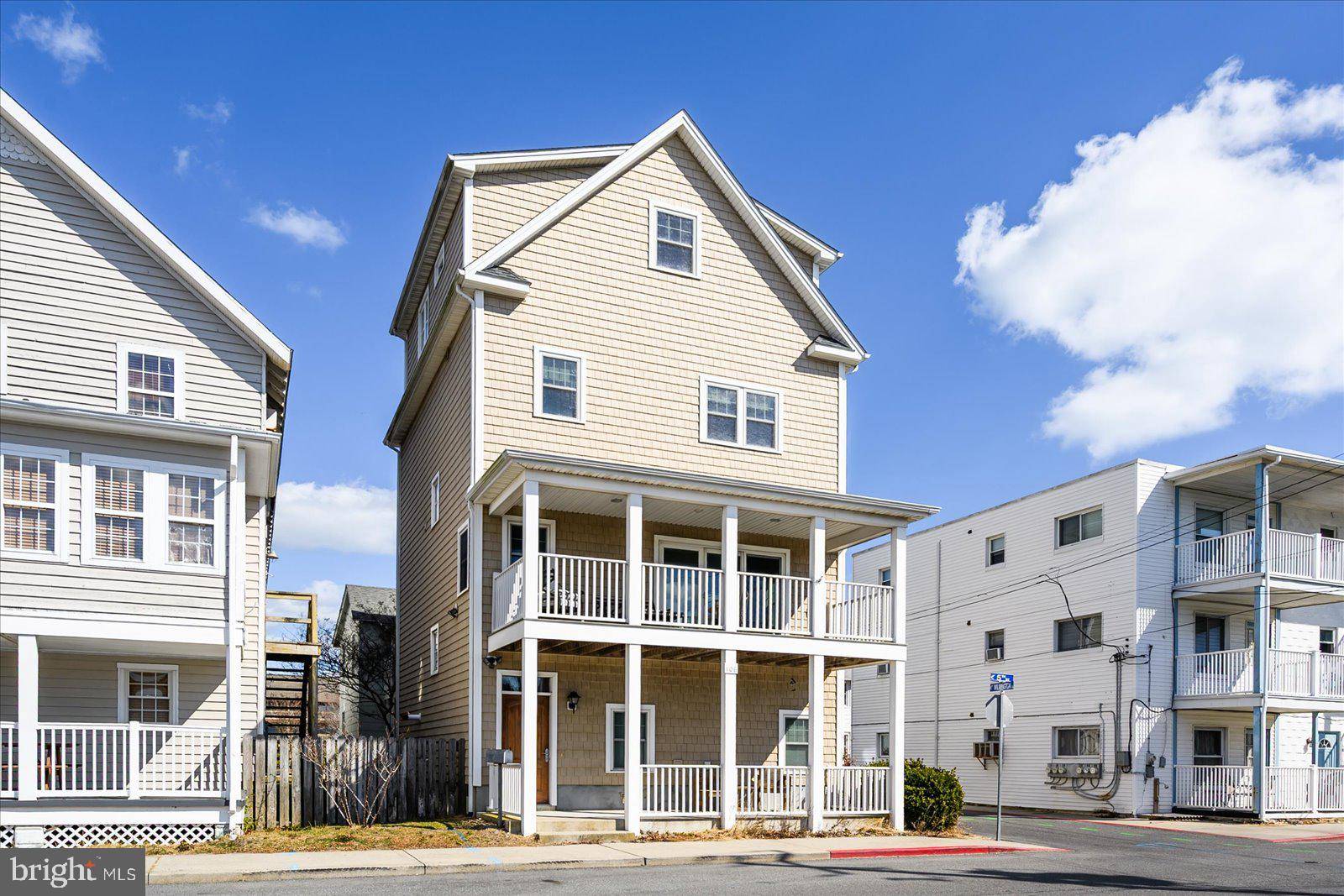 Ocean City, MD 21842,106 5TH ST
