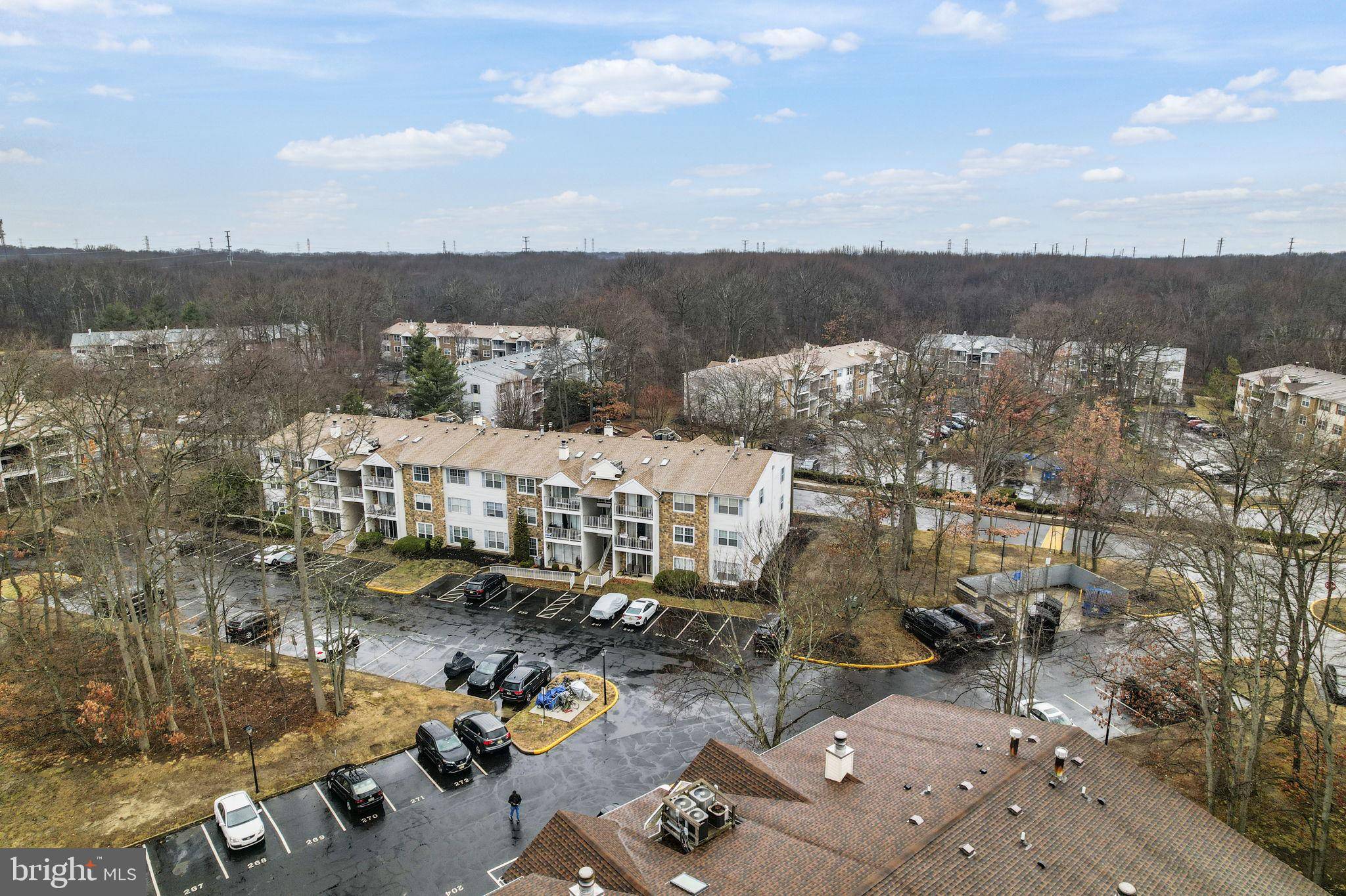 Hamilton, NJ 08619,71 MULBERRY CT