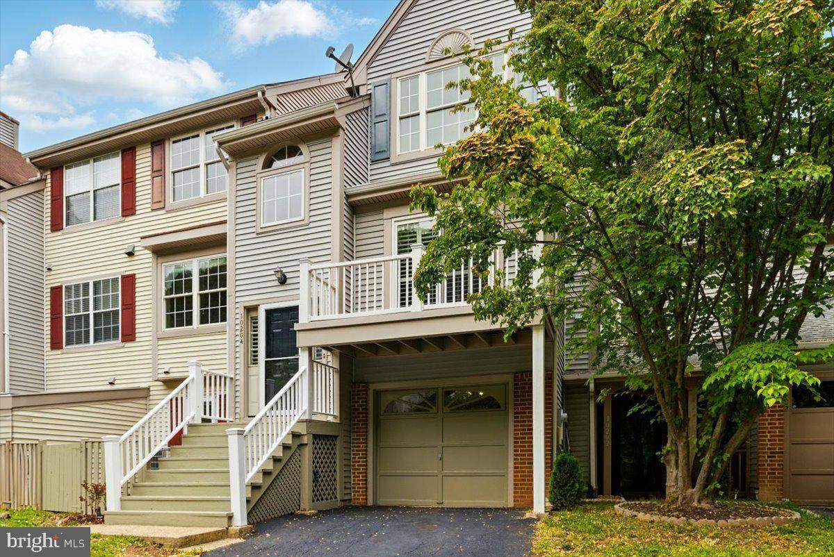 Burke, VA 22015,10204 FAIRE COMMONS CT