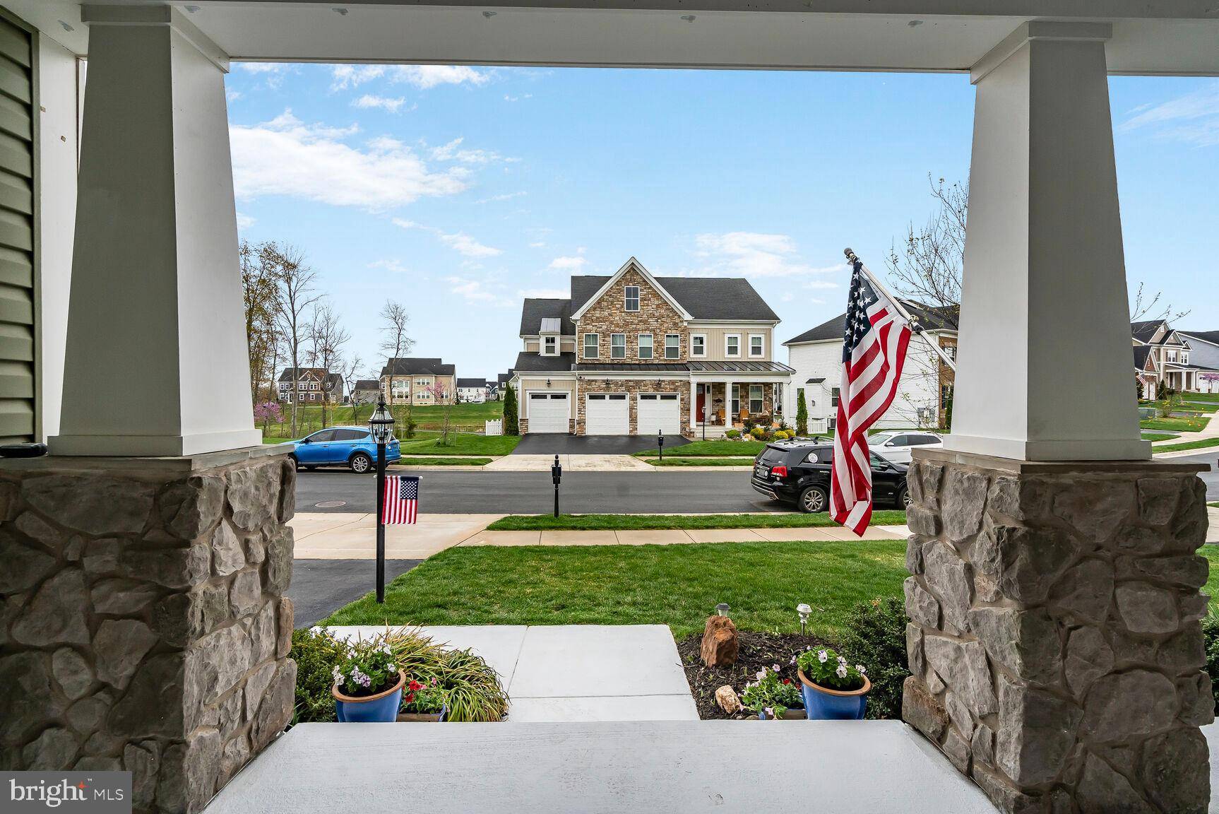 Aldie, VA 20105,23631 GLENMALLIE CT