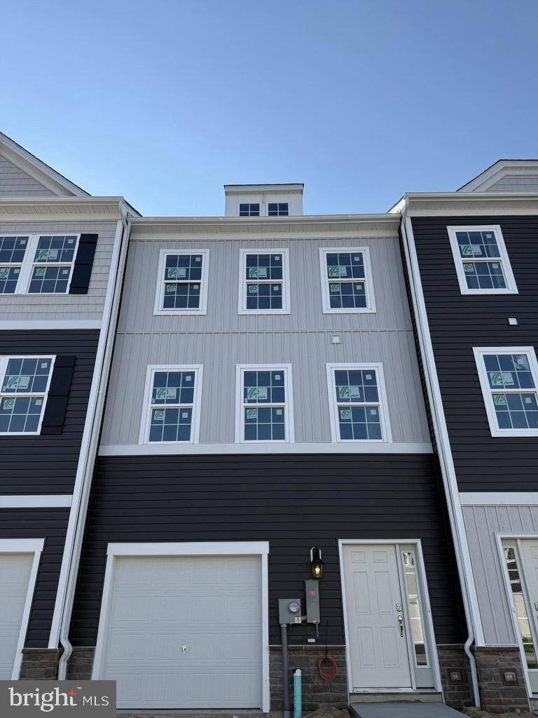 Waretown, NJ 08758,3 BAYBREEZE DR