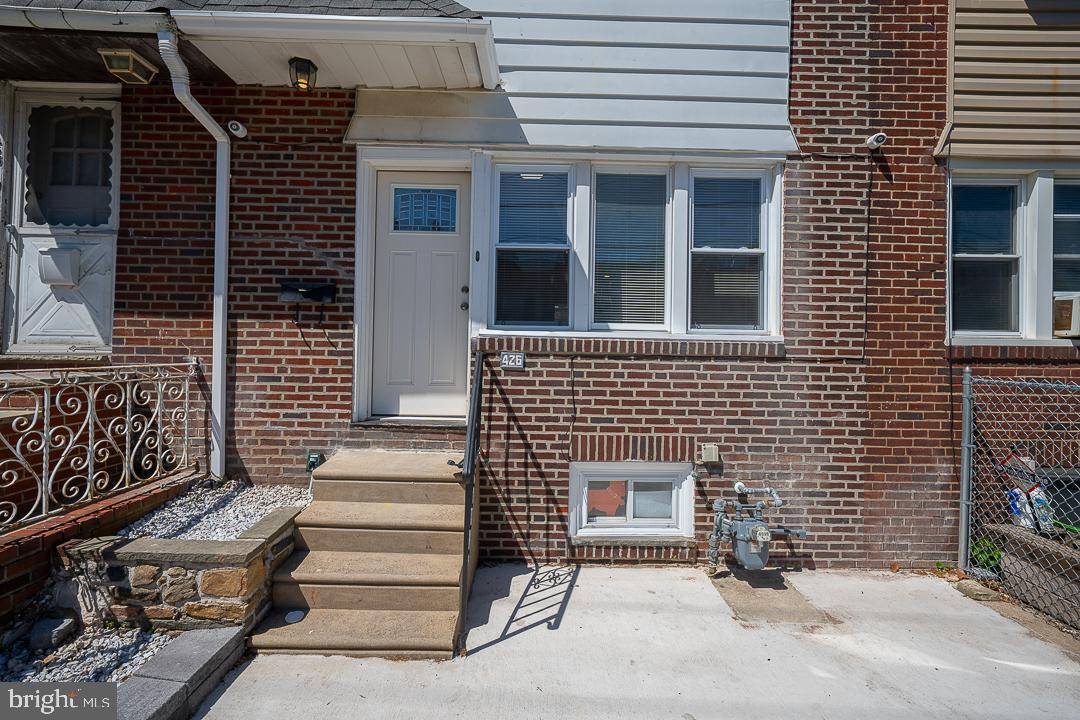 Upper Darby, PA 19082,426 HAMPDEN RD