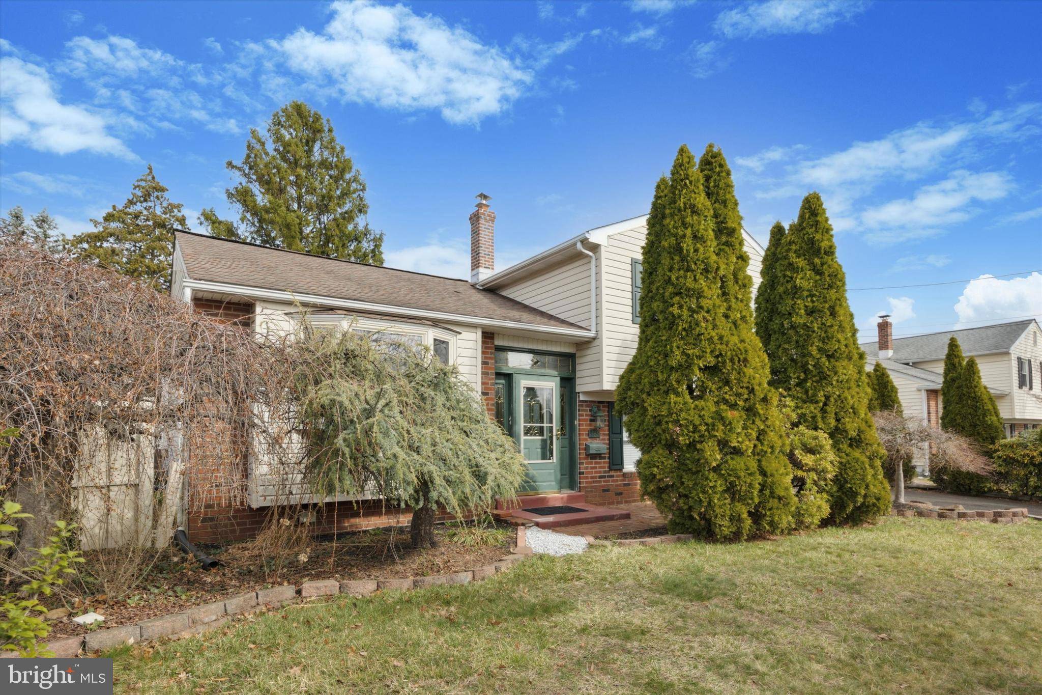 Langhorne, PA 19047,989 JEFFREY LN