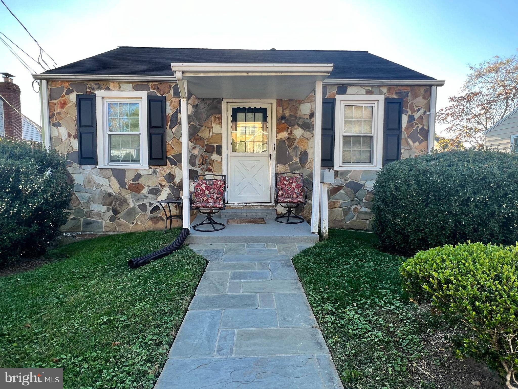 Arlington, VA 22207,1804 N CULPEPER ST