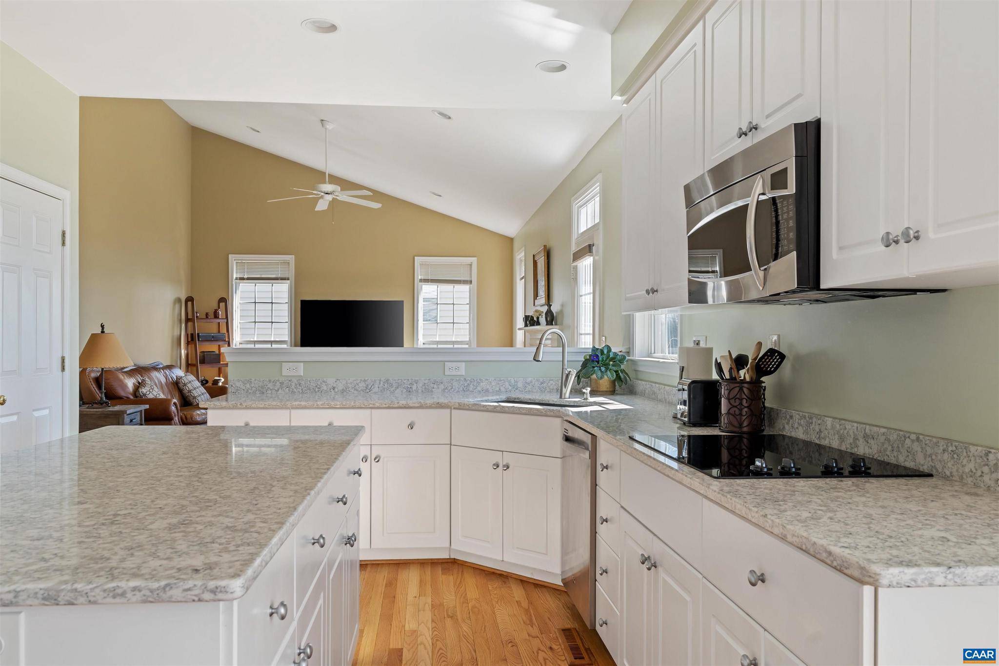 Crozet, VA 22932,925 BRAEBURN ST