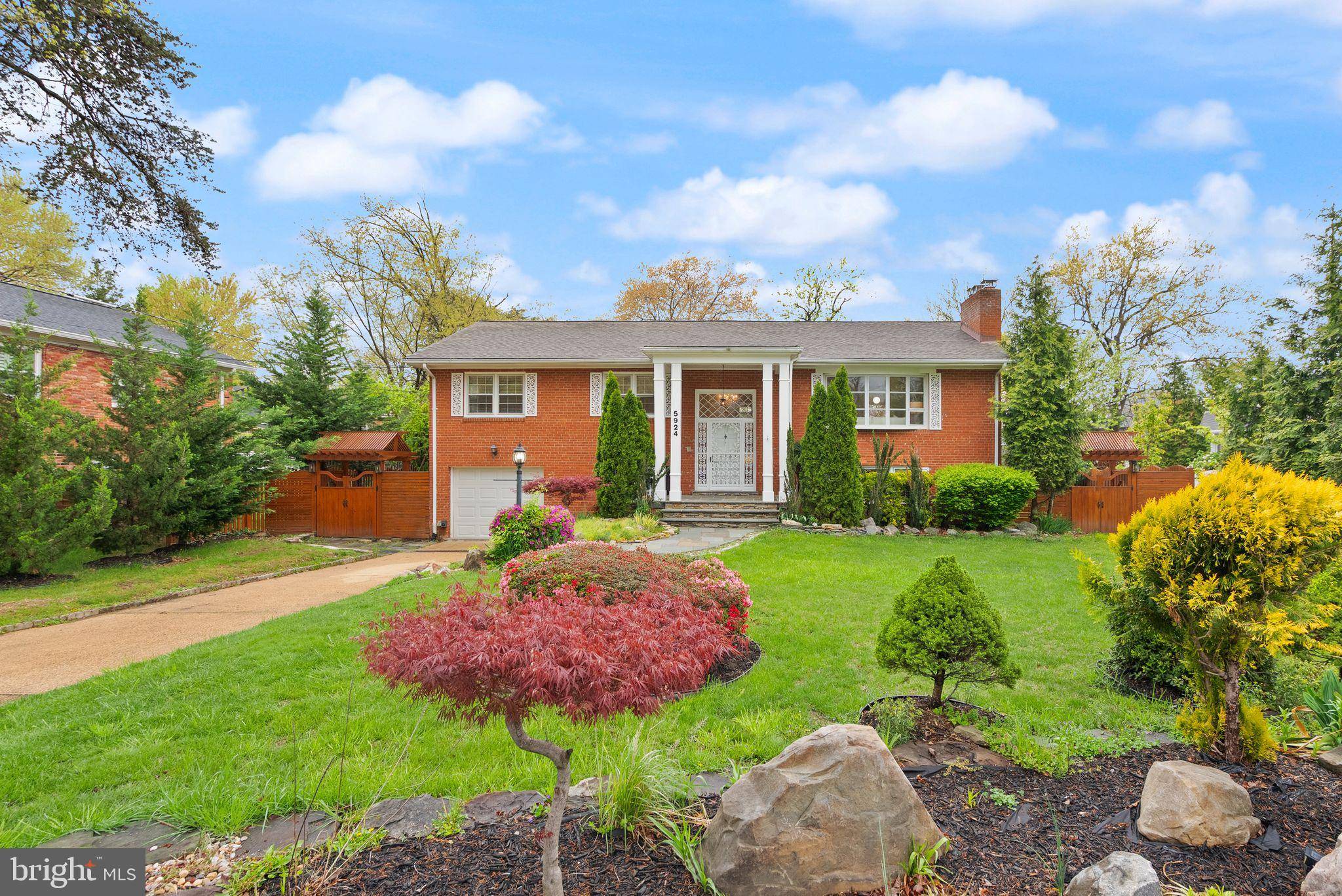Falls Church, VA 22041,5924 KIMBLE CT