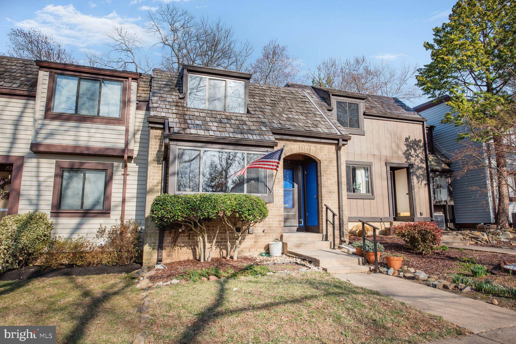Reston, VA 20190,1526 SCANDIA CIR