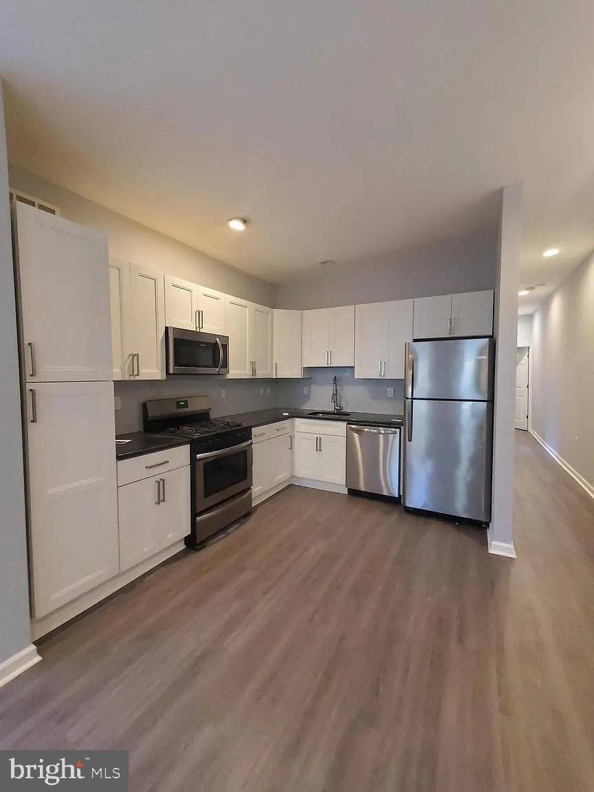 Mount Holly, NJ 08060,102 RIDGWAY ST #4