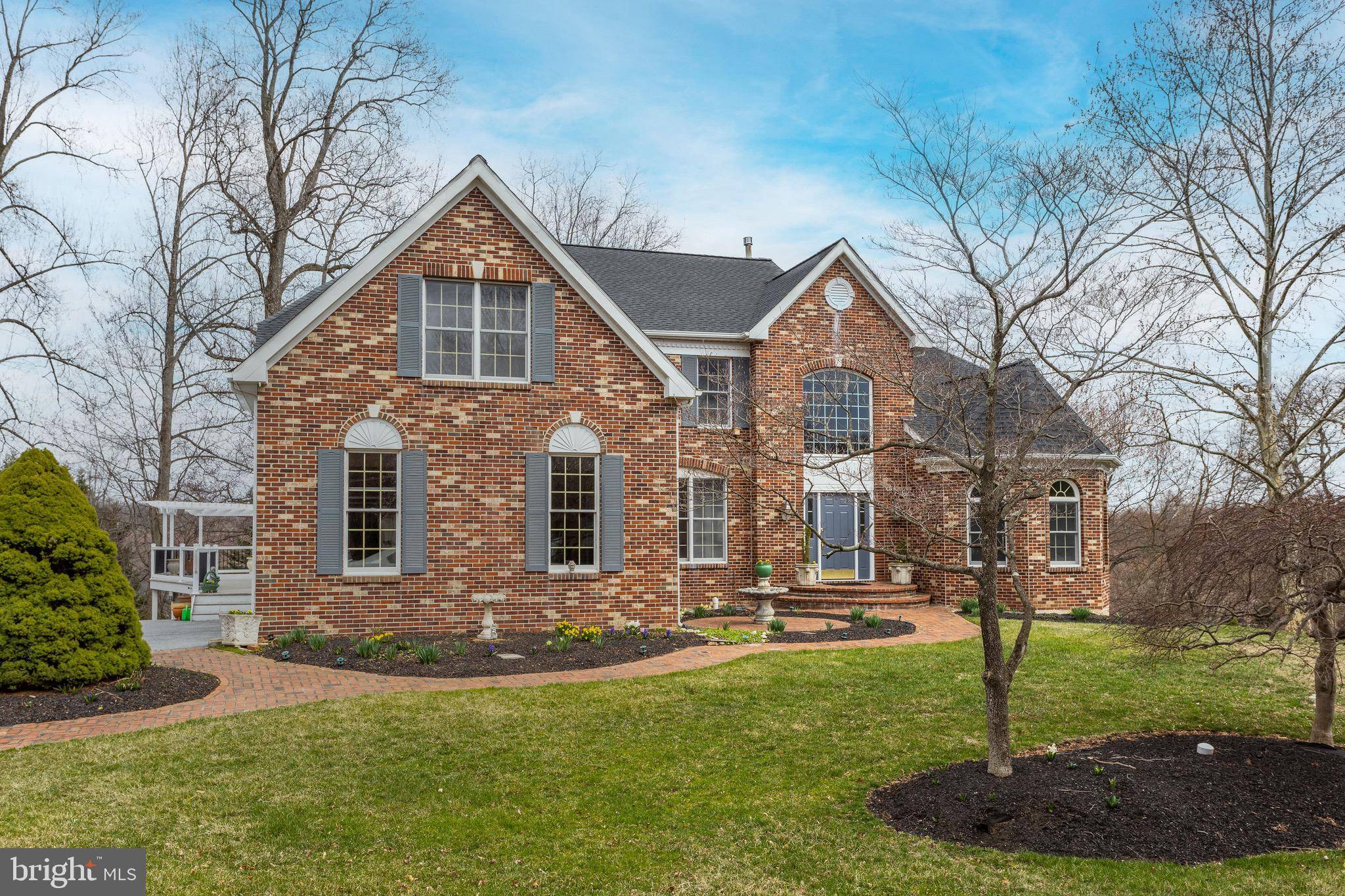 Newtown Square, PA 19073,8 CHERRY LN