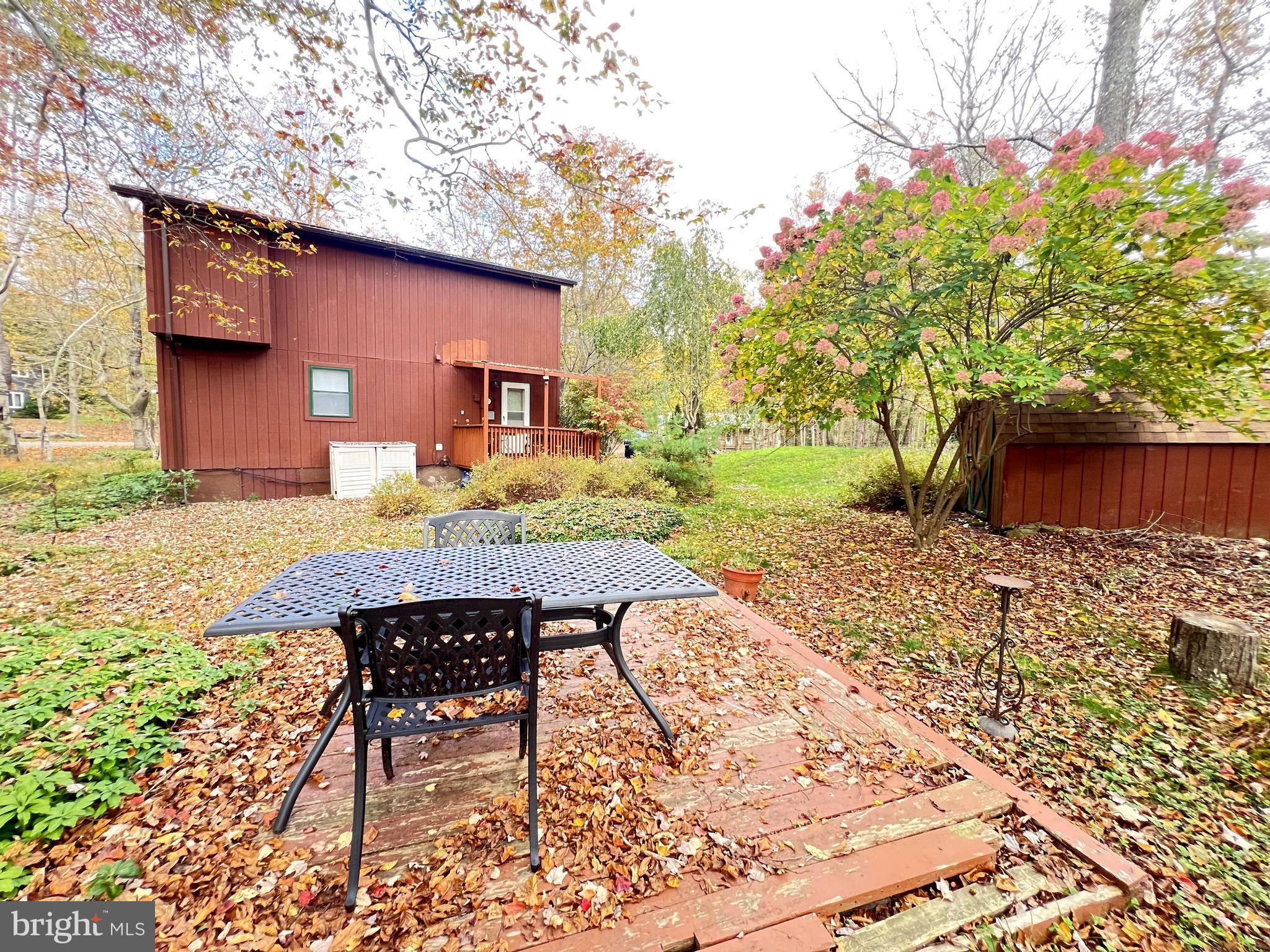 Tobyhanna, PA 18466,5115 NAVAJO PL