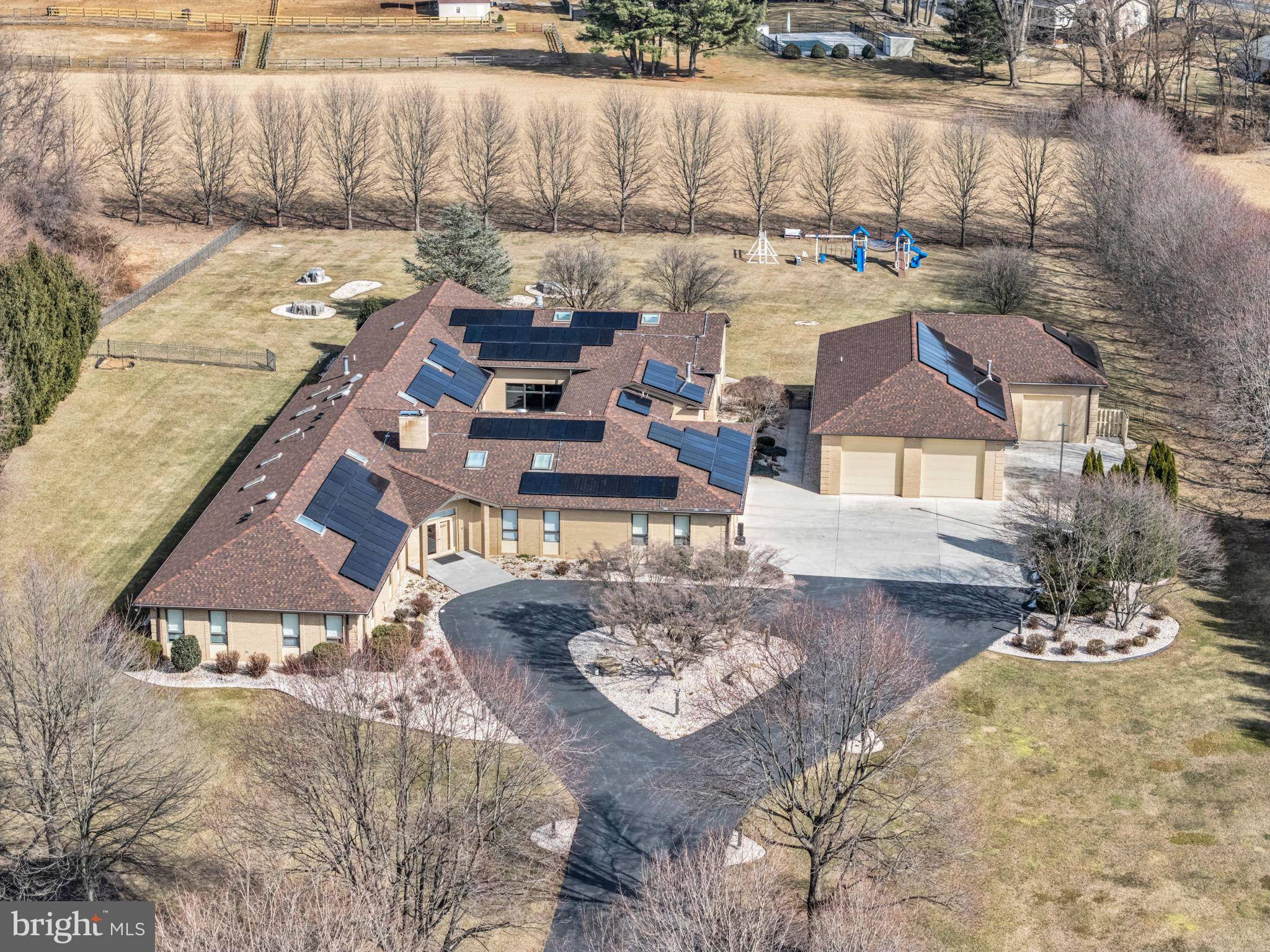 Mechanicsburg, PA 17055,253 BRINDLE RD