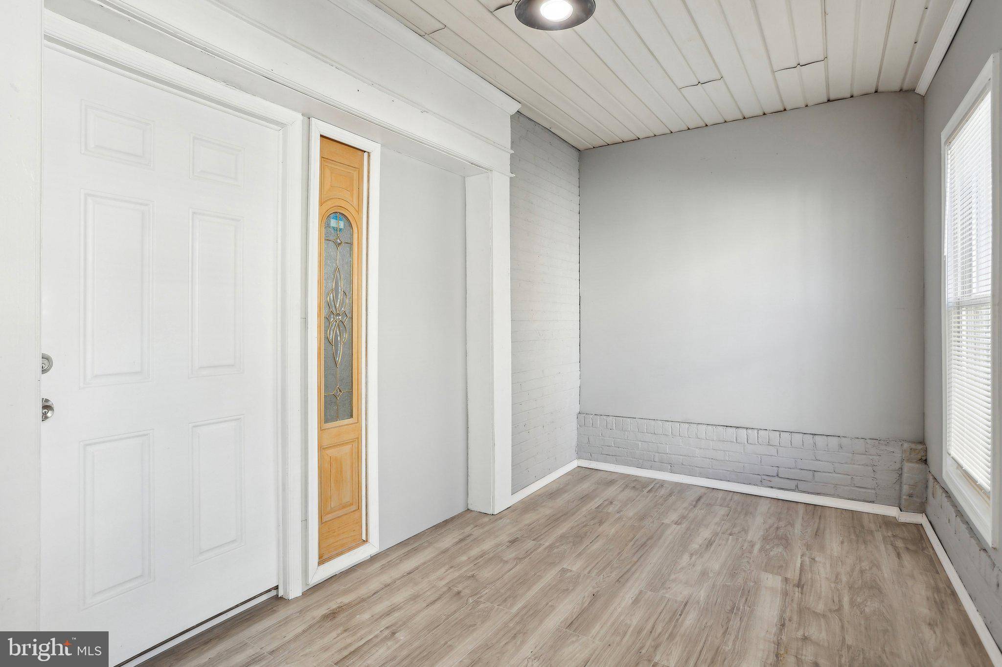 Philadelphia, PA 19143,1518 S VOGDES ST