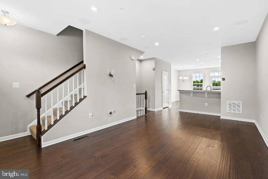 Washington, DC 20032,1207 TRENTON PL SE