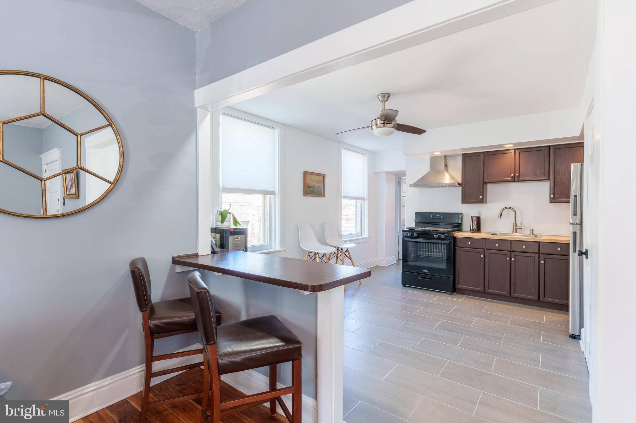 Haddonfield, NJ 08033,22 S HADDON AVE #4