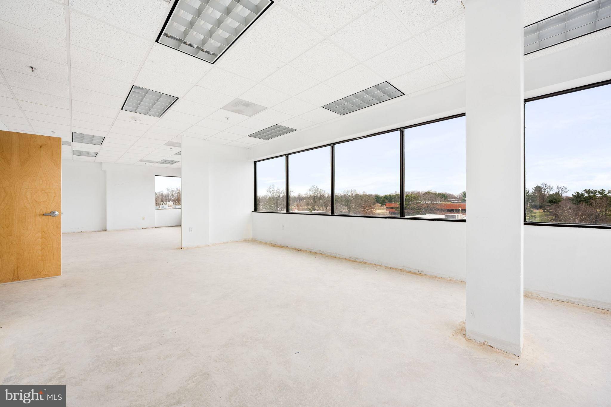 Rockville, MD 20850,4 TAFT CT #300
