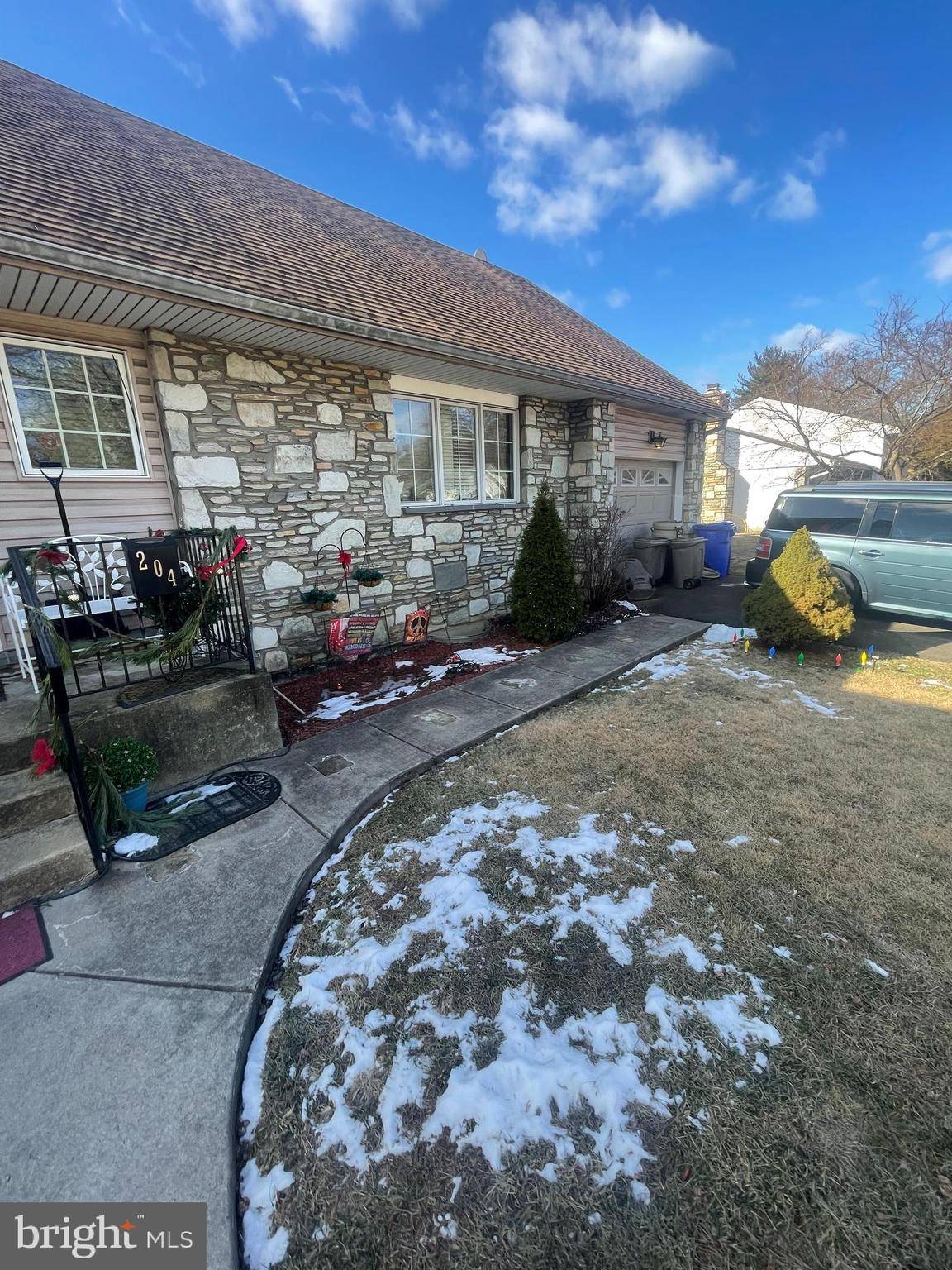 Elkins Park, PA 19027,204 LENAPE AVE