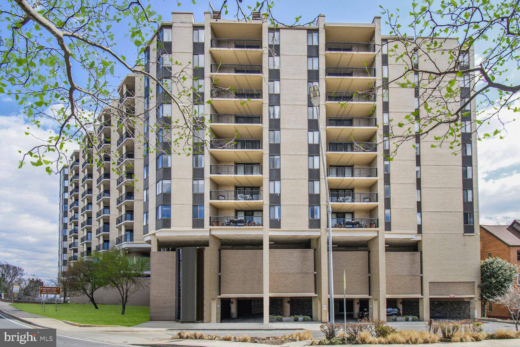 Chevy Chase, MD 20815,4242 EAST WEST HWY #501