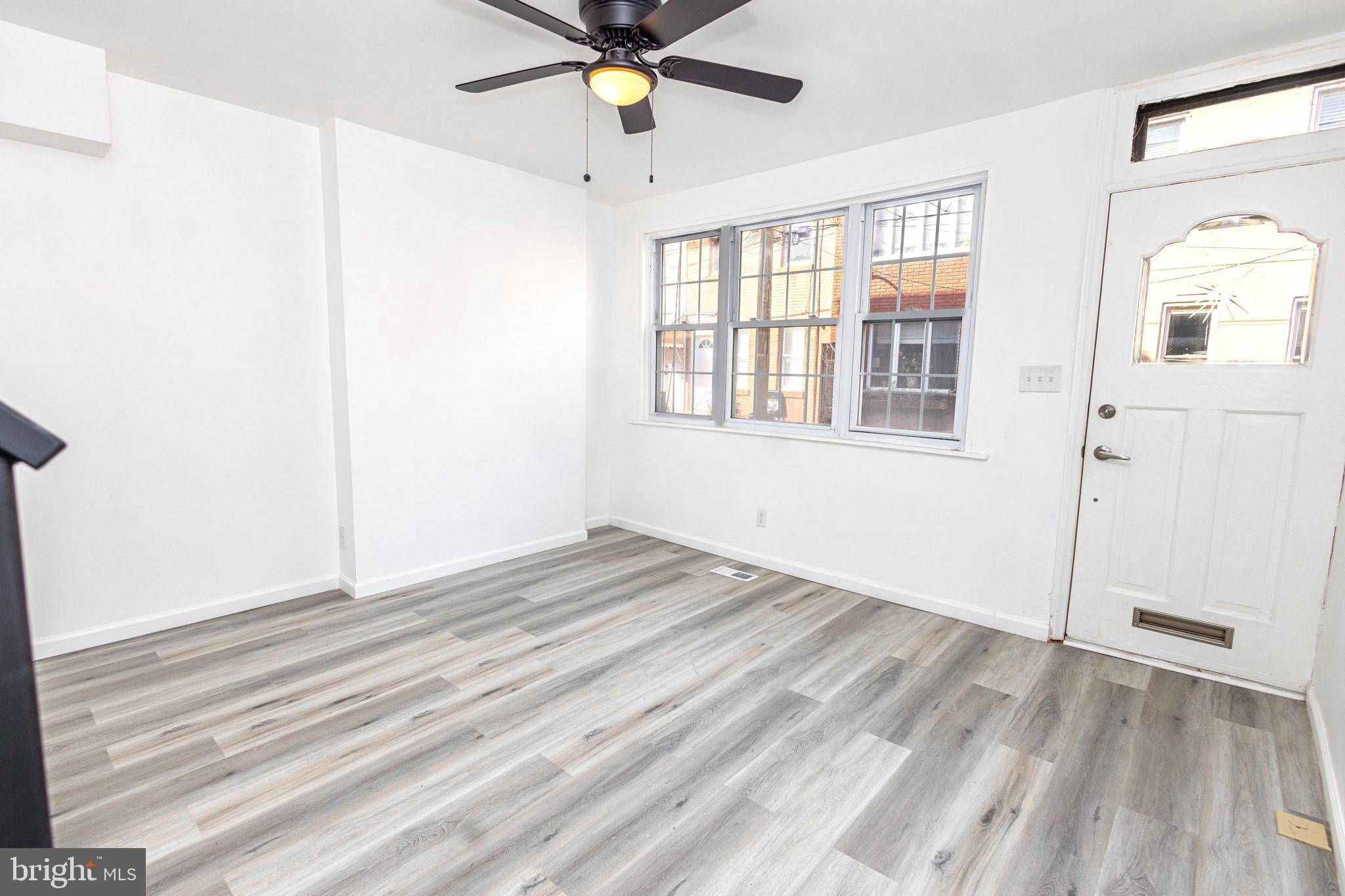 Philadelphia, PA 19148,218 PIERCE ST