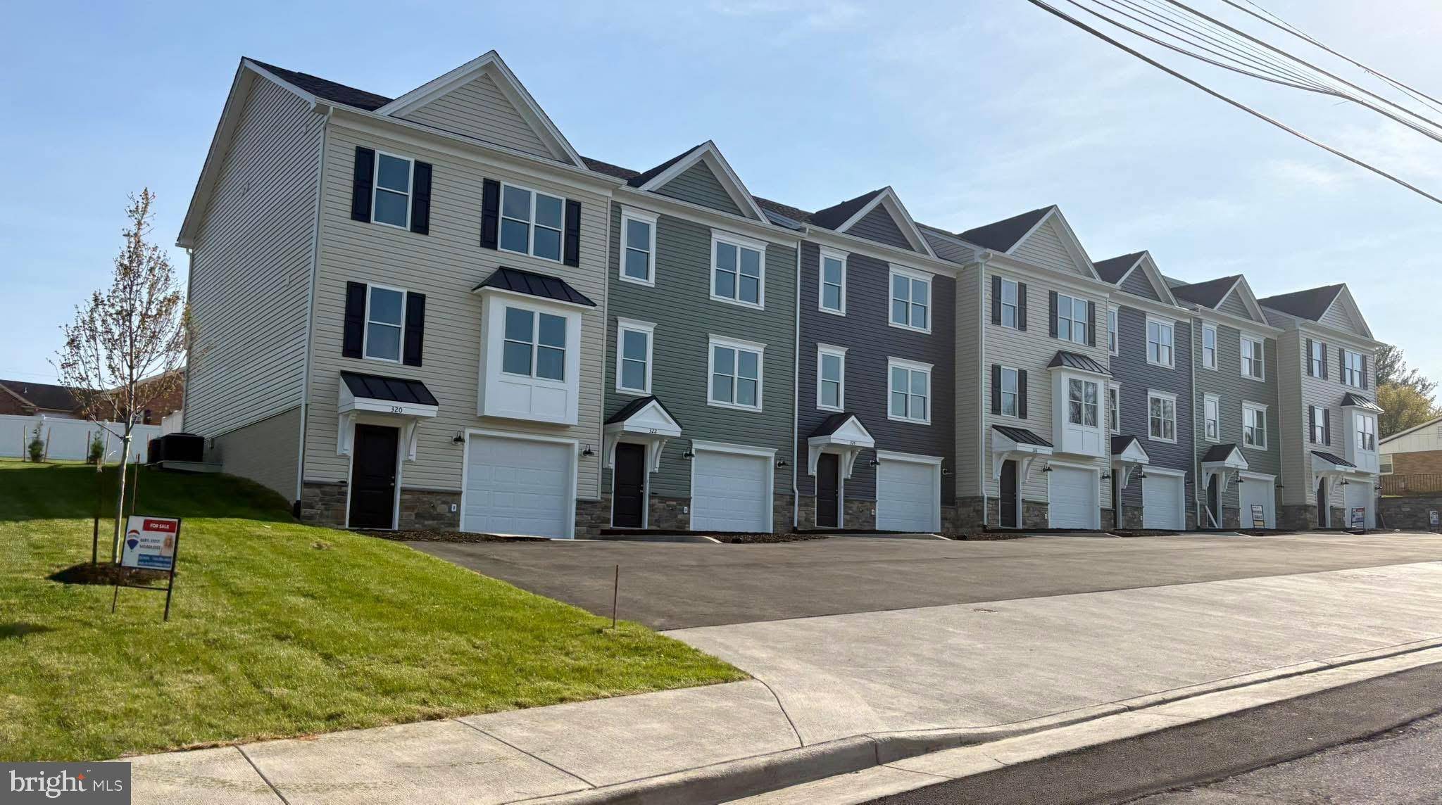 Front Royal, VA 22630,324 W 11TH STREET