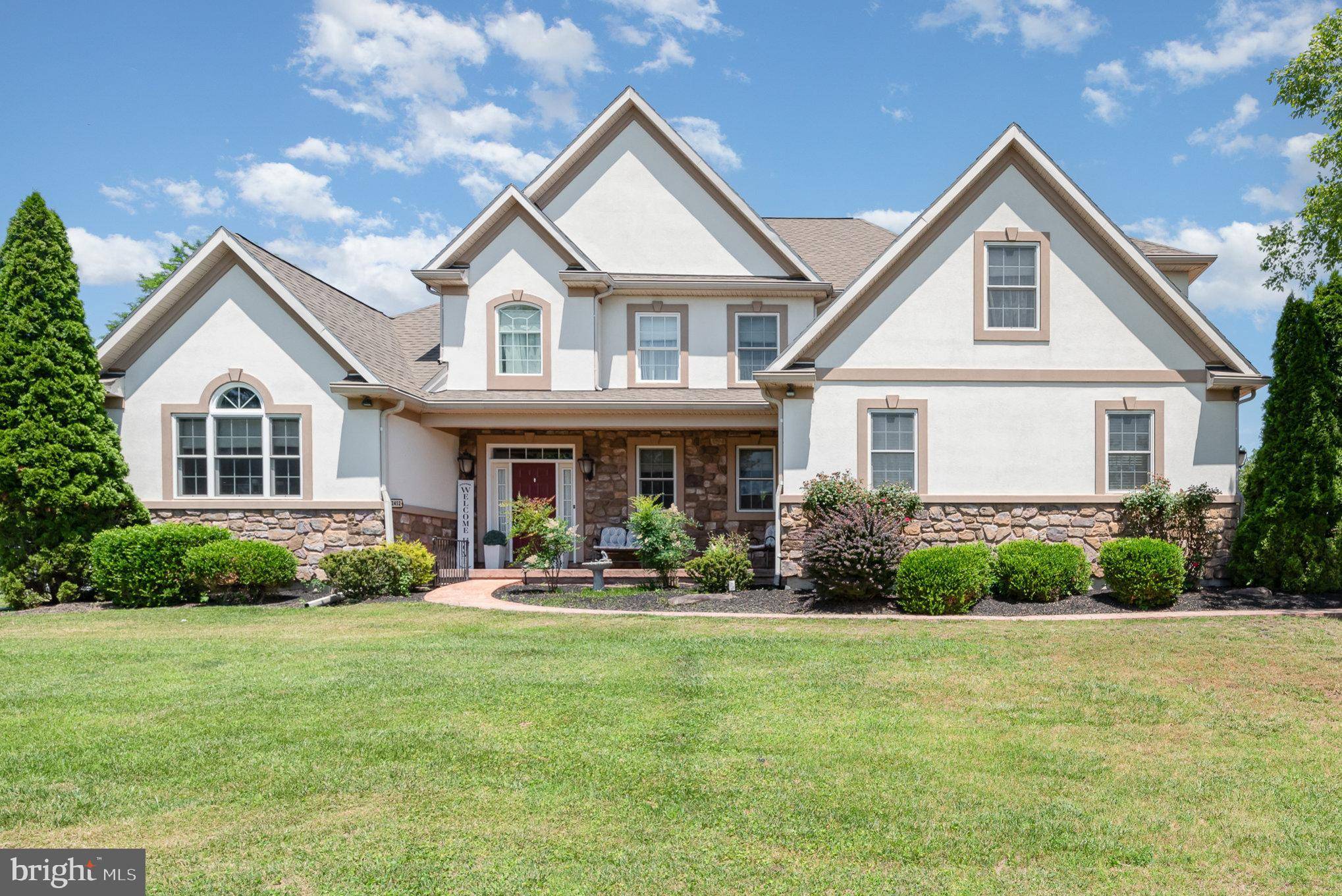 Harrisburg, PA 17112,2452 MERCEDES CT