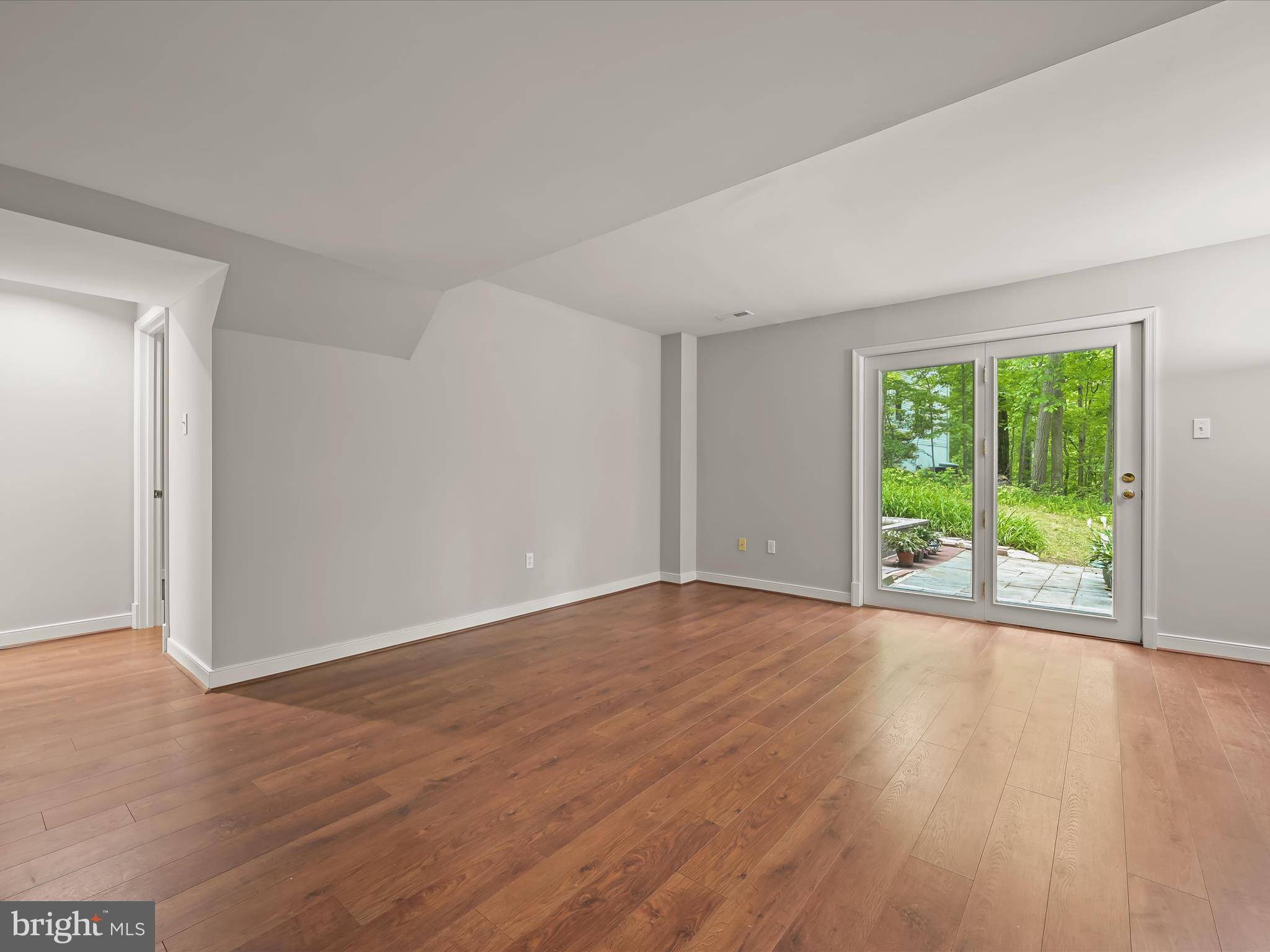 Columbia, MD 21044,6808 CARAVAN CT