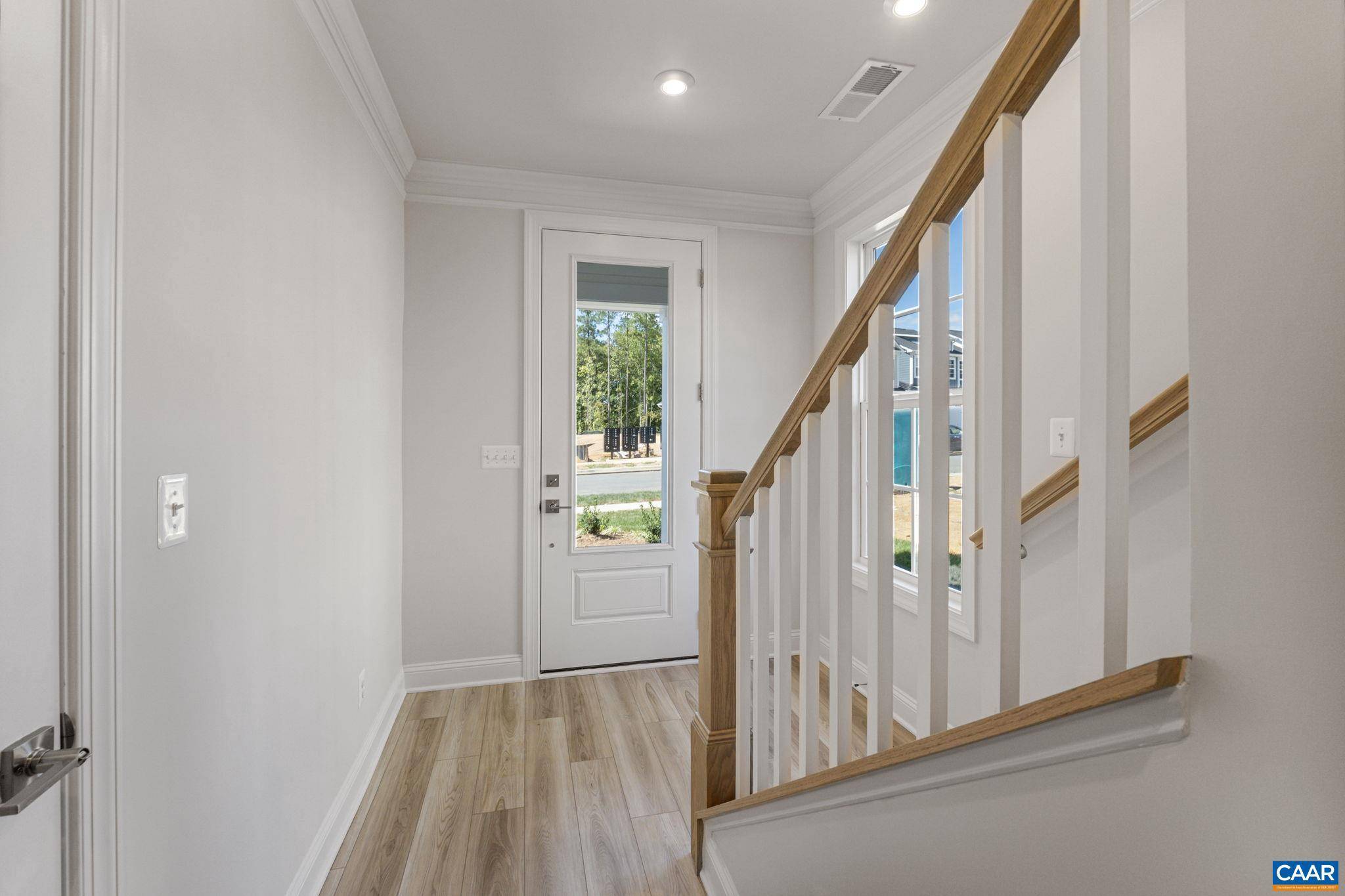 Charlottesville, VA 22901,37 FARROW CIR