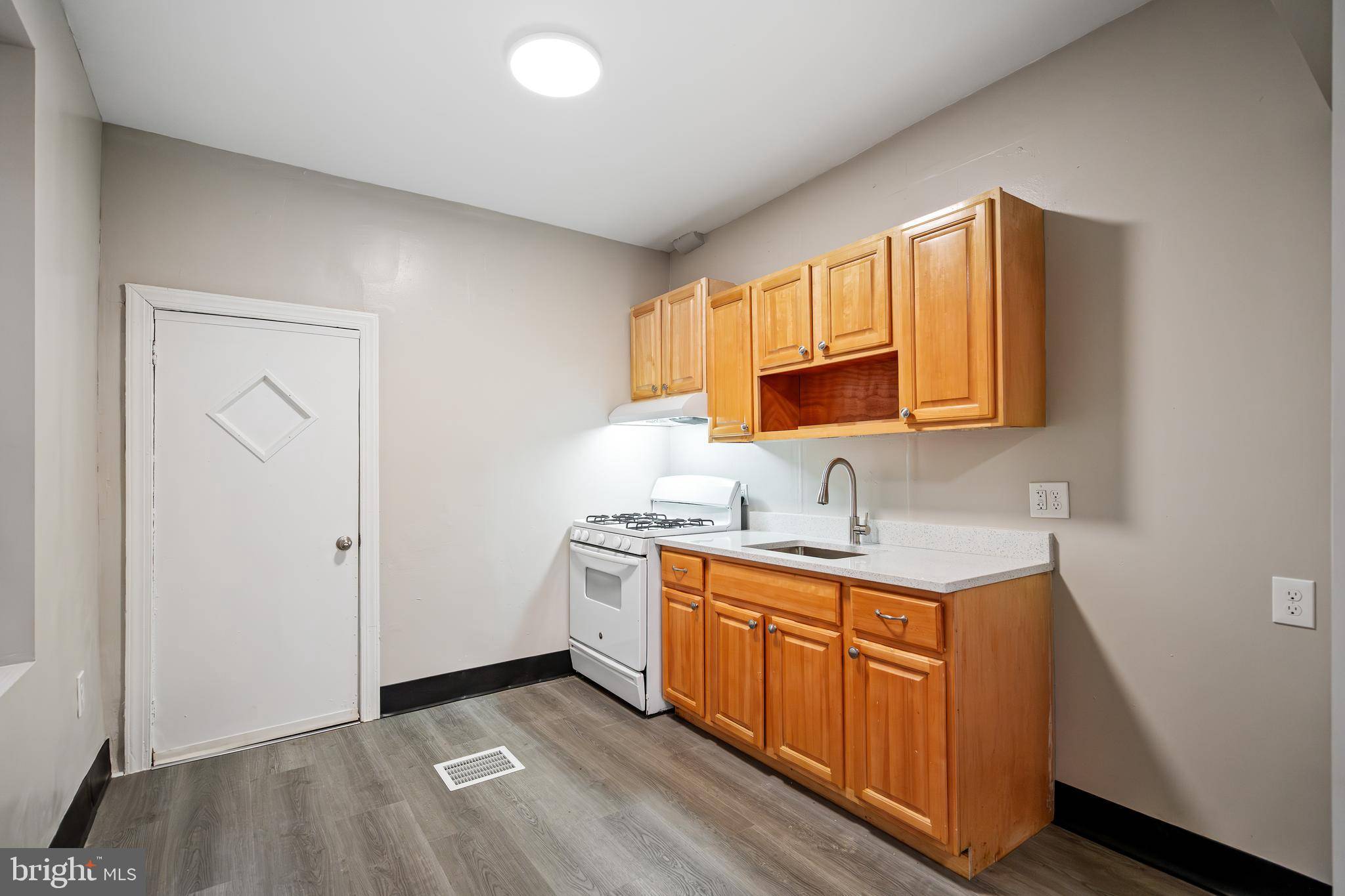 Philadelphia, PA 19132,2838 N BAMBREY ST