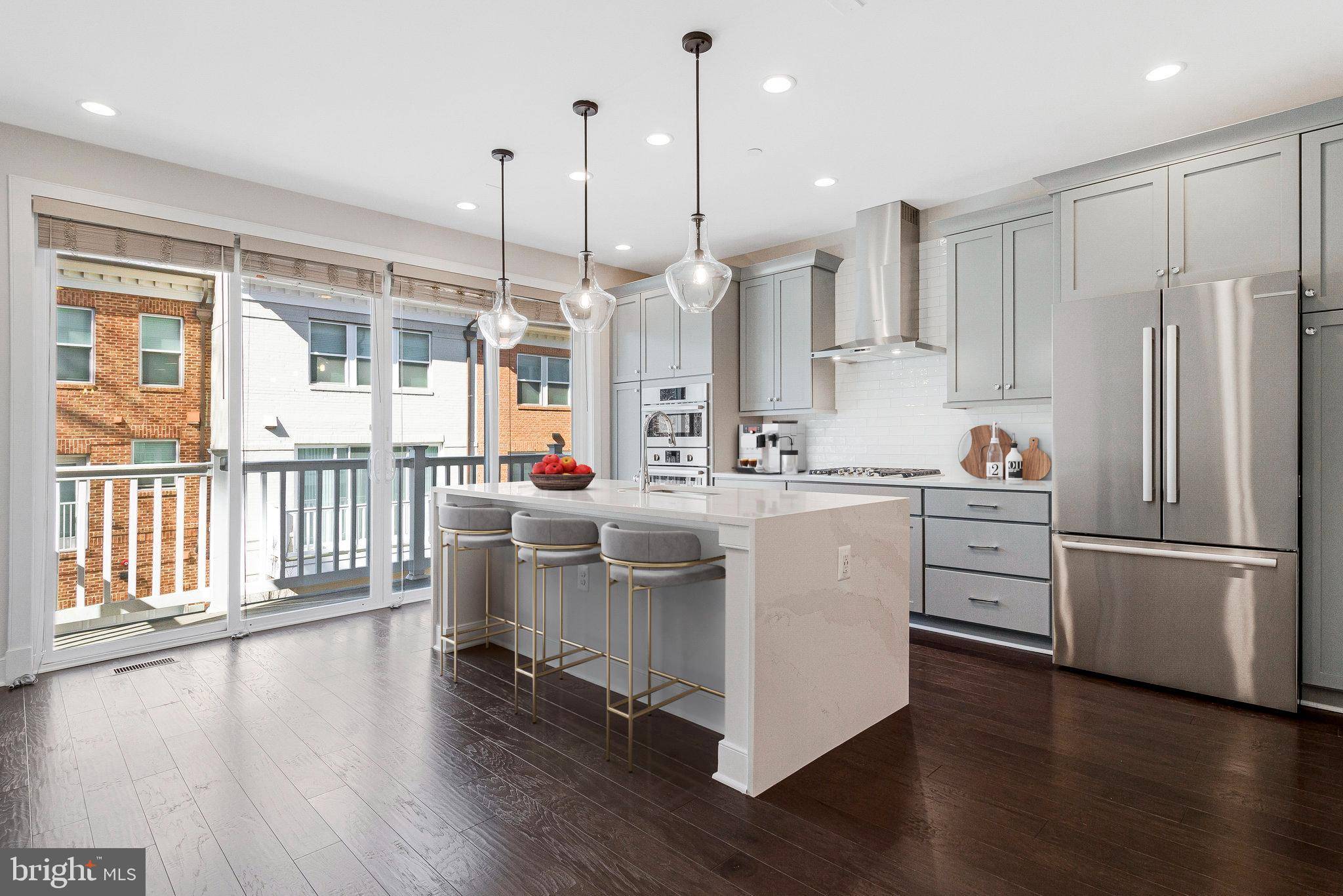 North Bethesda, MD 20852,10326 GROSVENOR PL